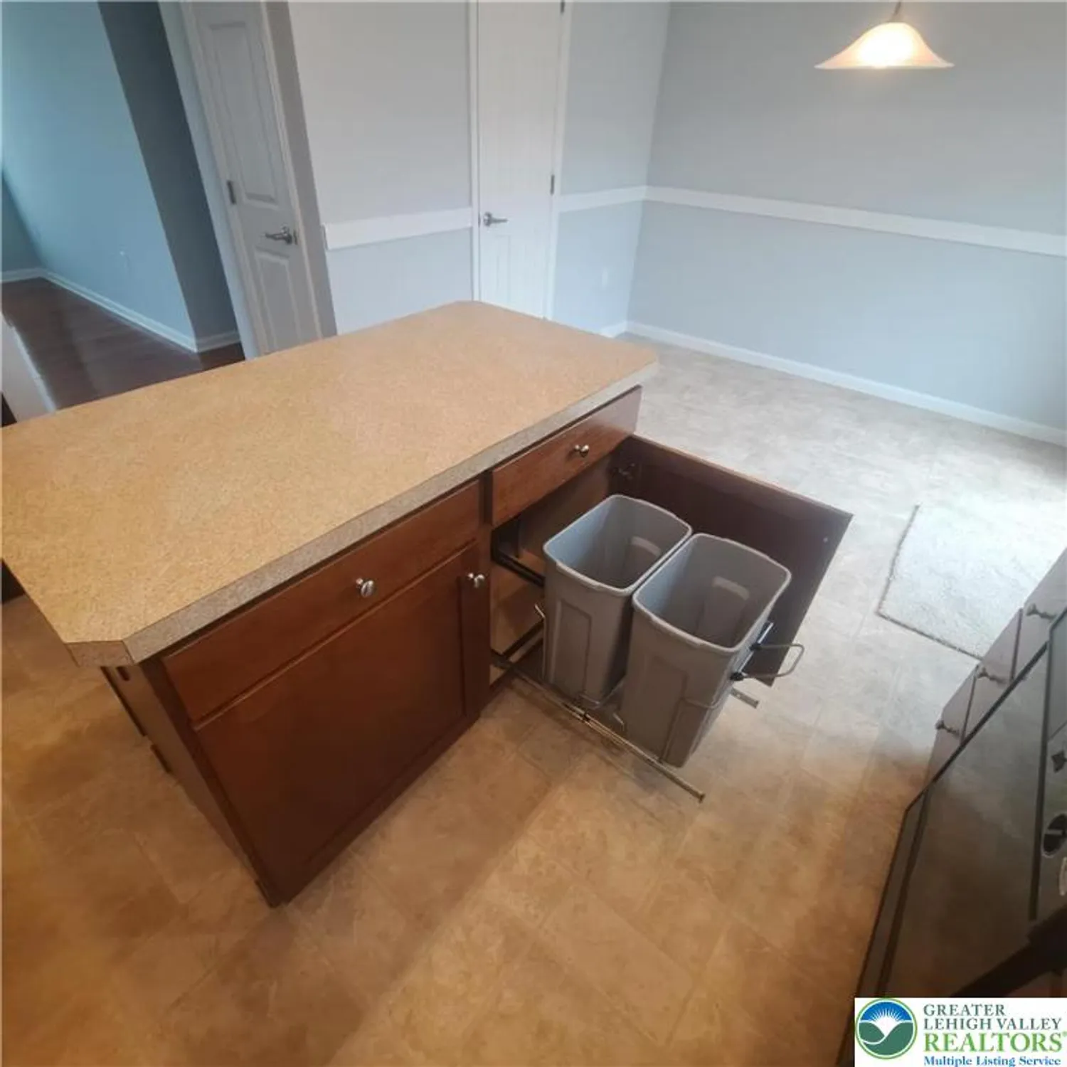 Property Slideshow image 13 of 25 | 3813 belcourt dr, Forks Twp, PA, 18040