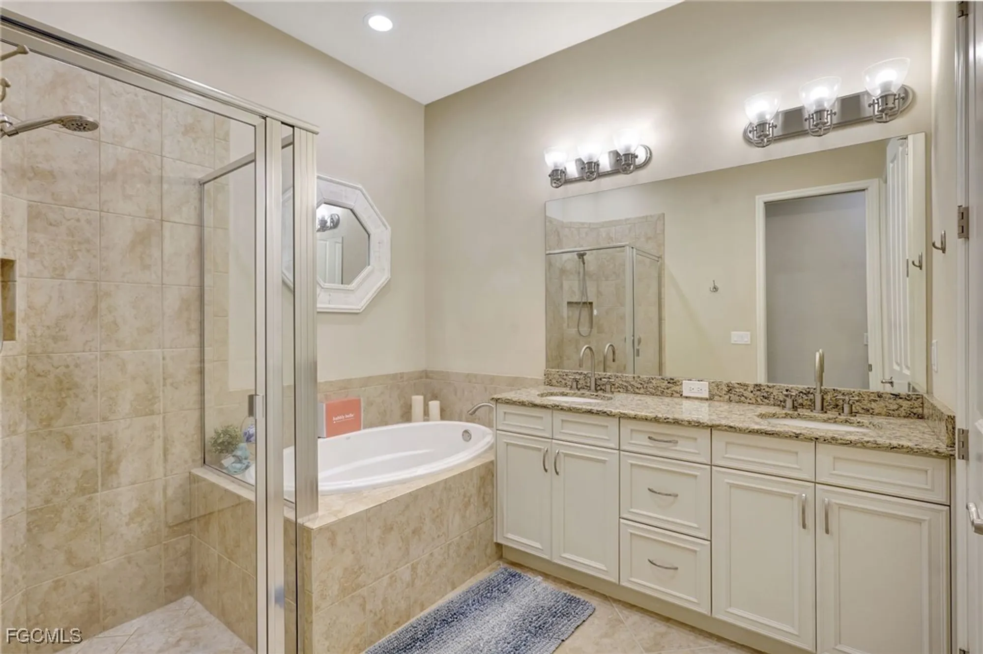 Property Slideshow image 19 of 41 | 11130 esteban dr, Fort Myers, FL, 33912