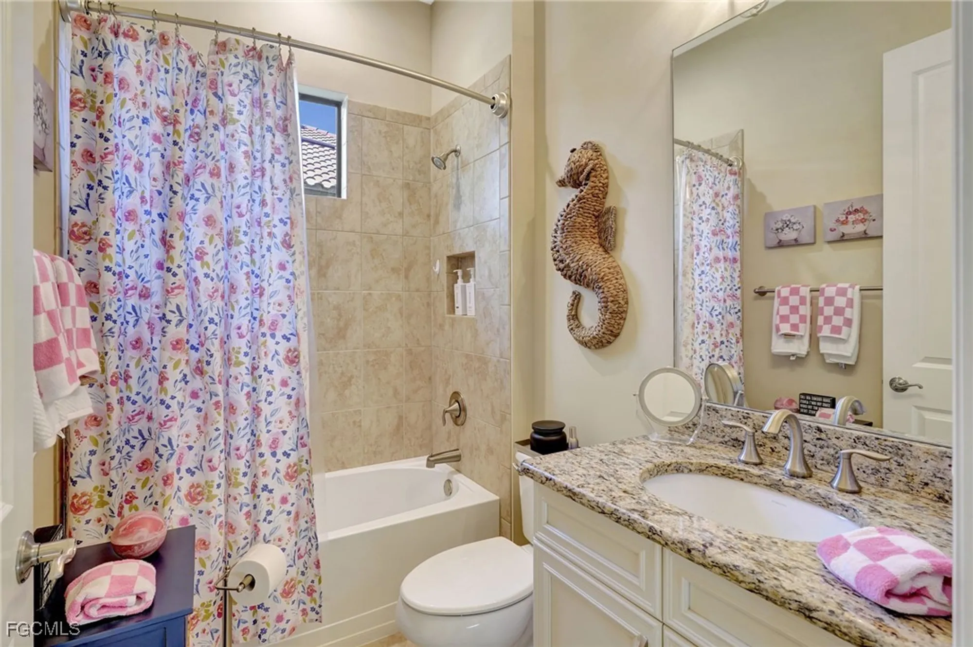 Property Slideshow image 10 of 41 | 11130 esteban dr, Fort Myers, FL, 33912