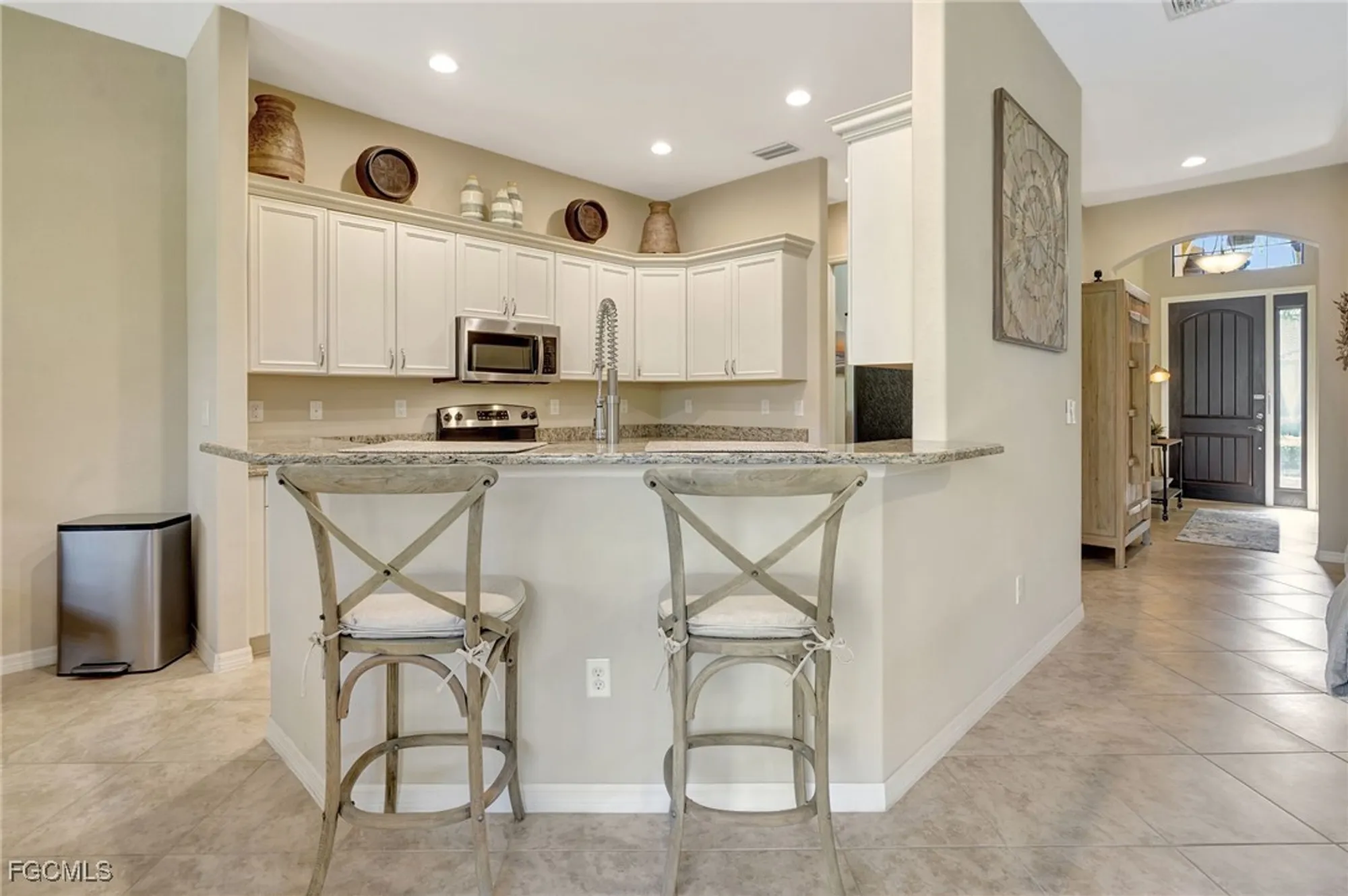 Property Slideshow image 11 of 41 | 11130 esteban dr, Fort Myers, FL, 33912