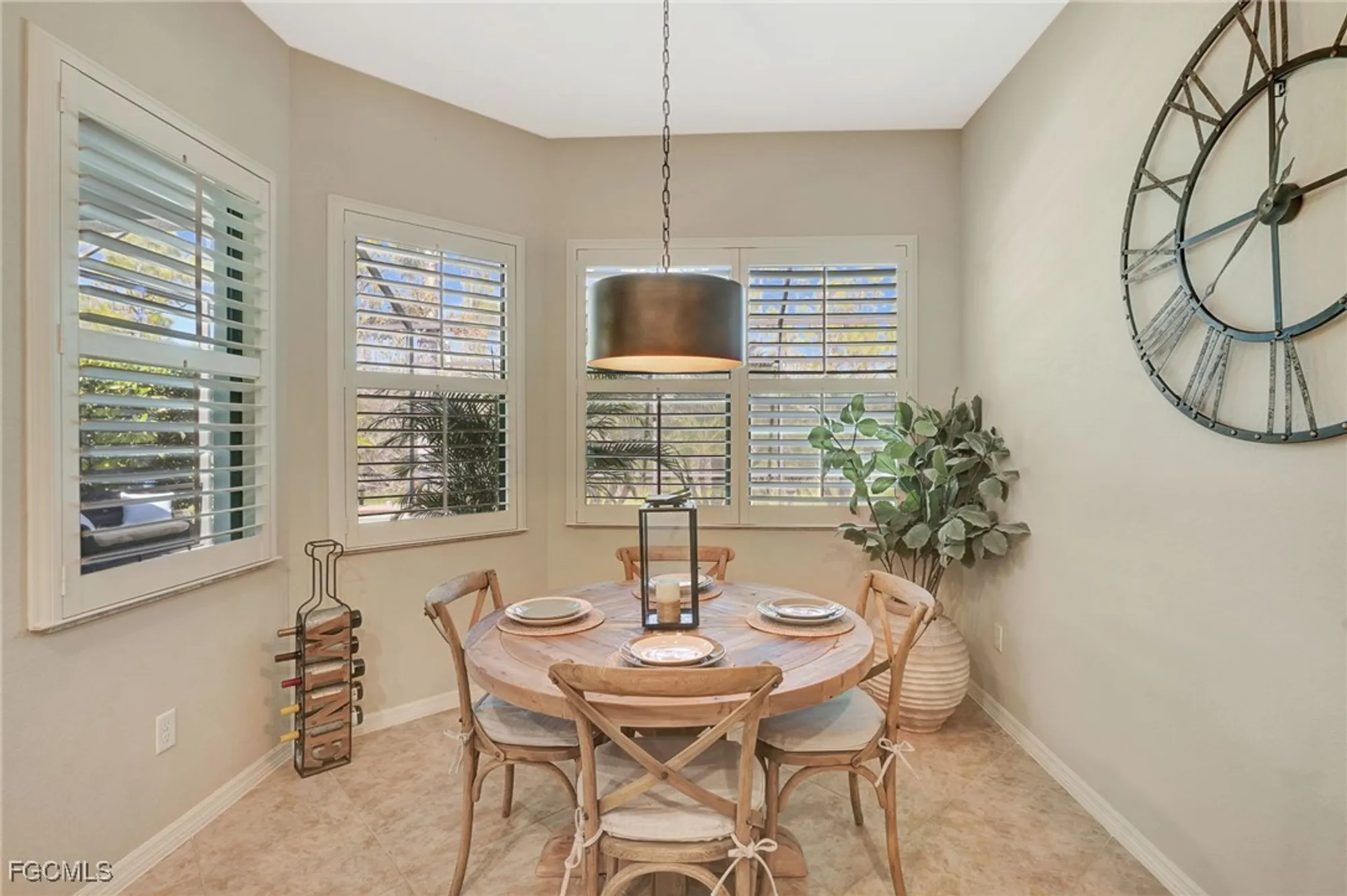 Property Slideshow image 13 of 41 | 11130 esteban dr, Fort Myers, FL, 33912