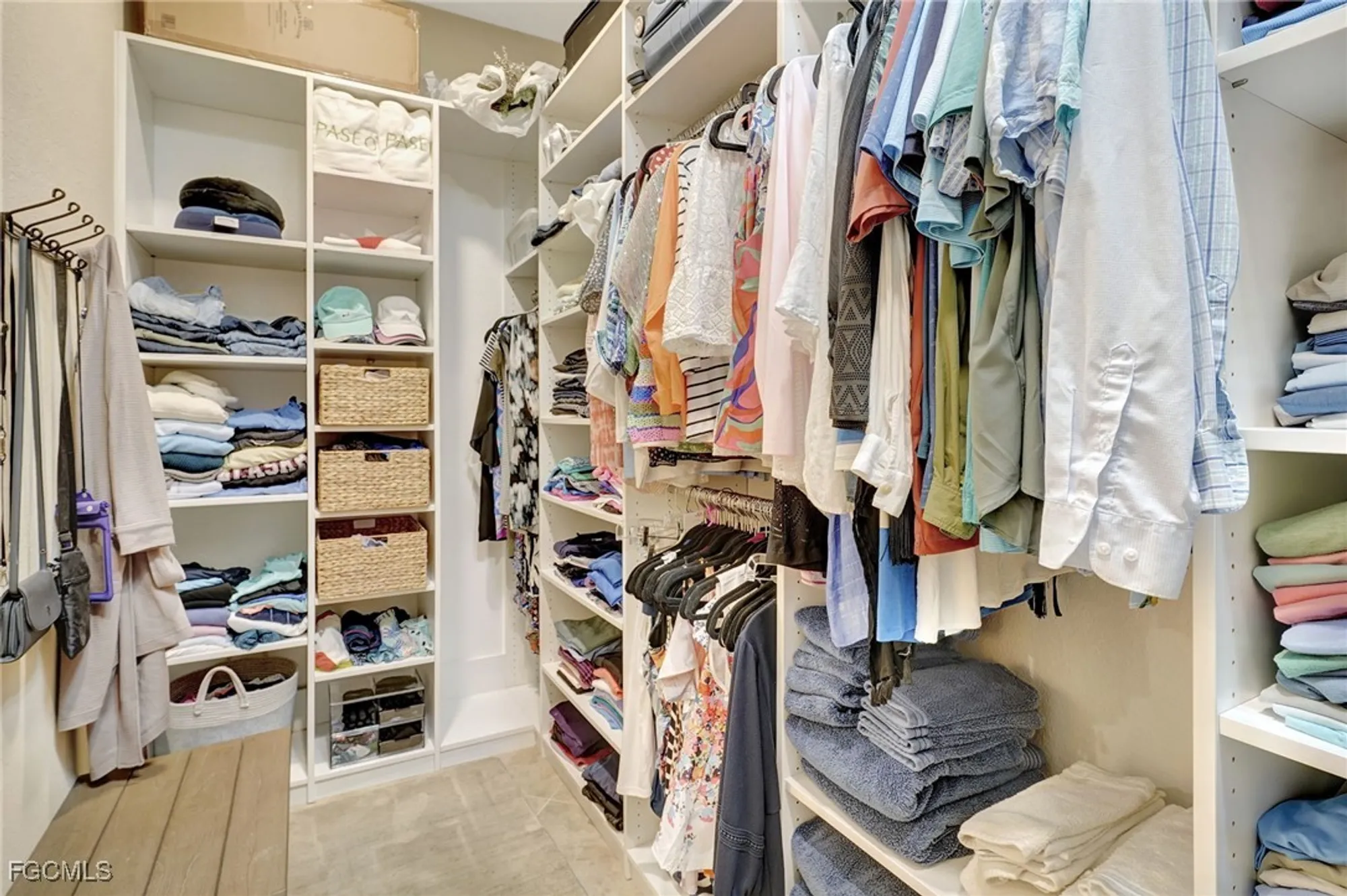 Property Slideshow image 20 of 41 | 11130 esteban dr, Fort Myers, FL, 33912