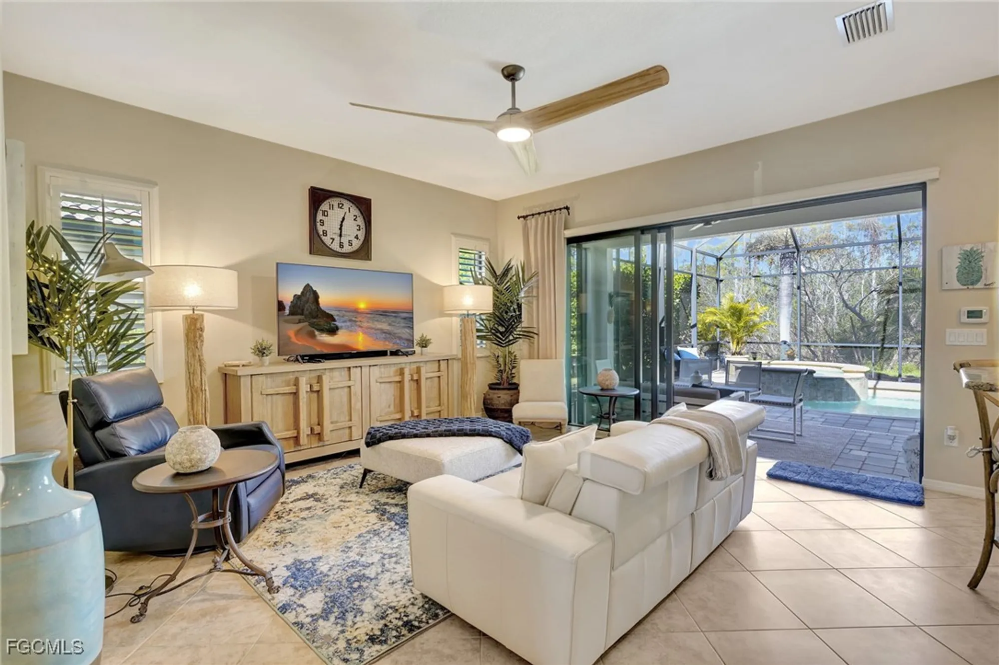 Property Slideshow image 4 of 41 | 11130 esteban dr, Fort Myers, FL, 33912