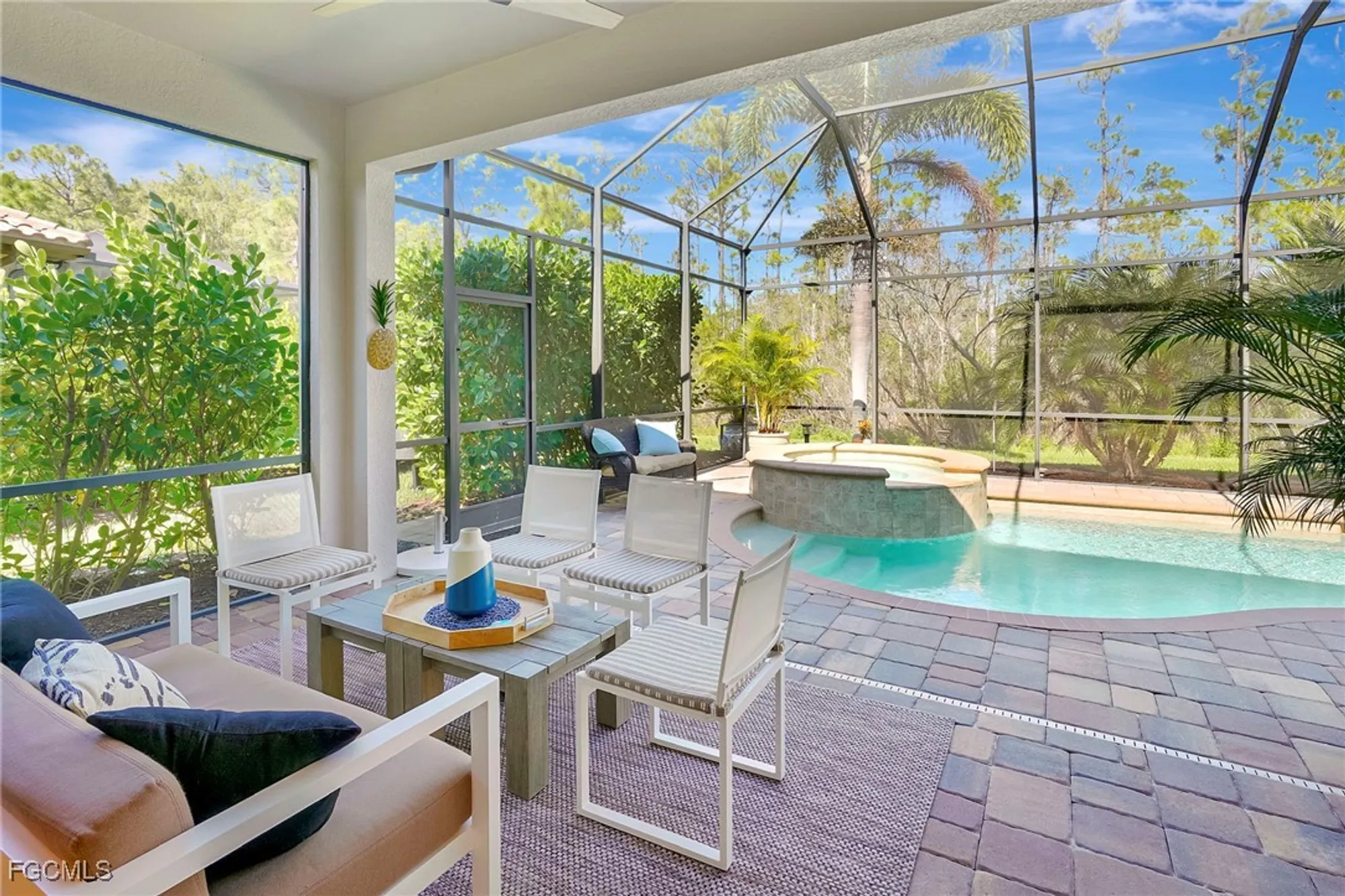 Property Slideshow image 5 of 41 | 11130 esteban dr, Fort Myers, FL, 33912