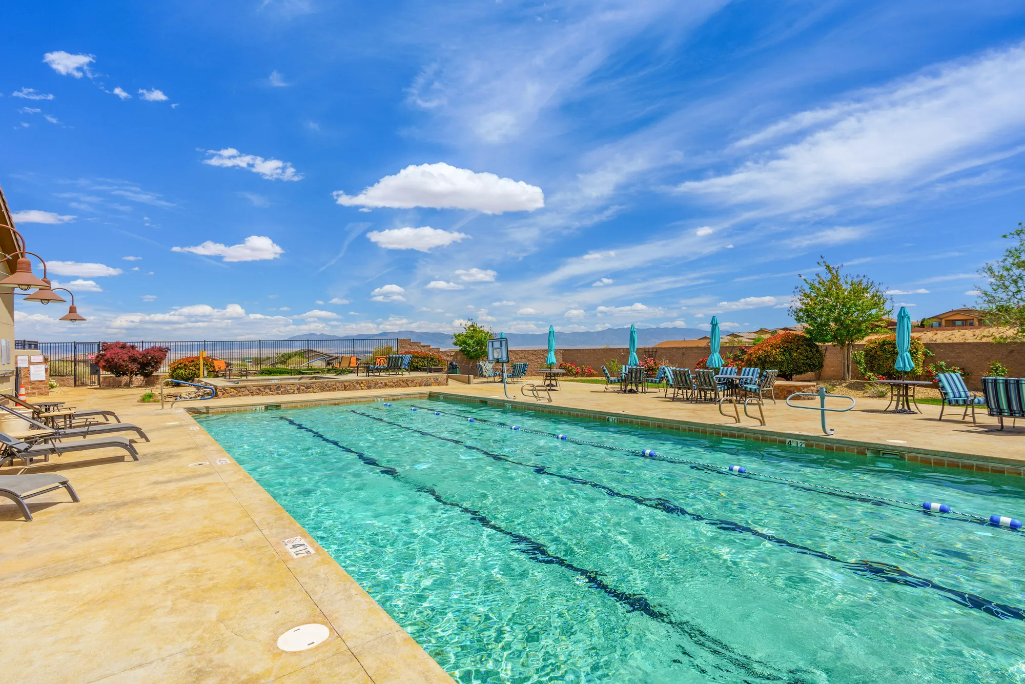 Property Slideshow image 25 of 27 | 590 rio chama cir sw, Los Lunas, NM, 87031