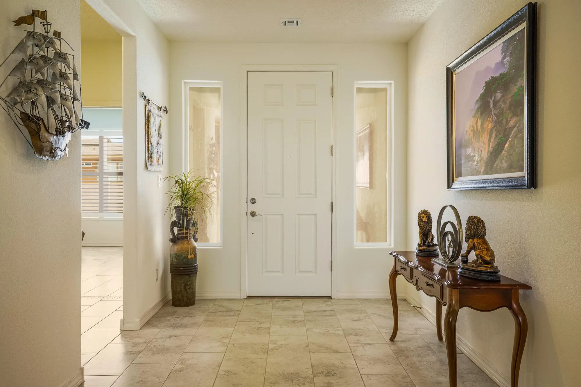 Property Slideshow image 2 of 27 | 590 rio chama cir sw, Los Lunas, NM, 87031