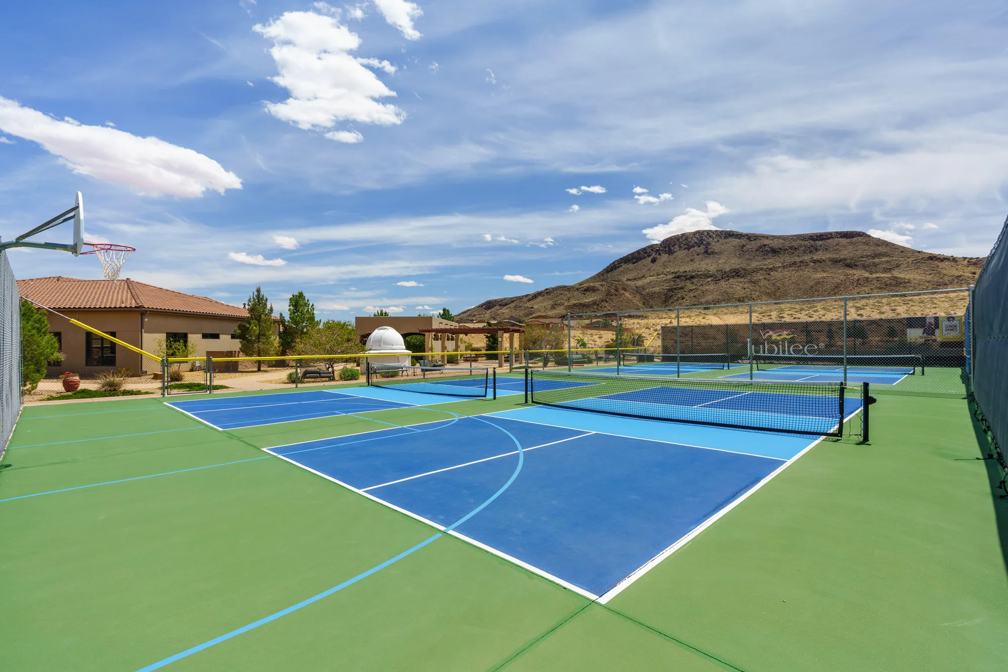 Property Slideshow image 23 of 27 | 590 rio chama cir sw, Los Lunas, NM, 87031