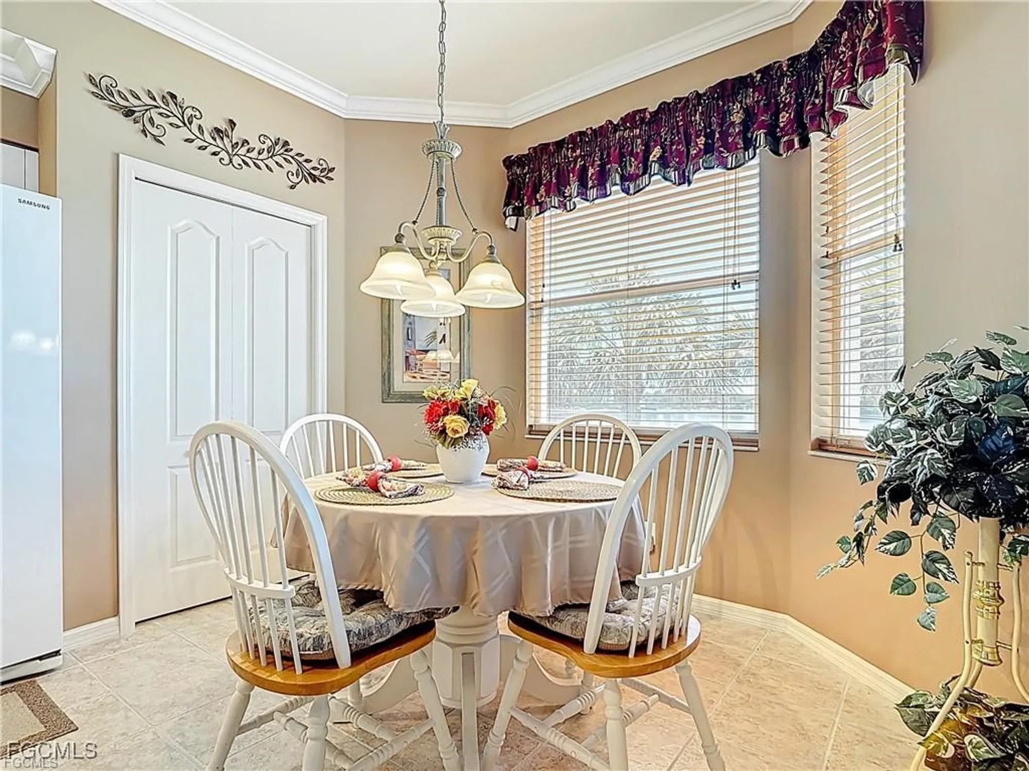 Property Slideshow image 18 of 25 | 8096 queen palm ln 227, Fort Myers, FL, 33966