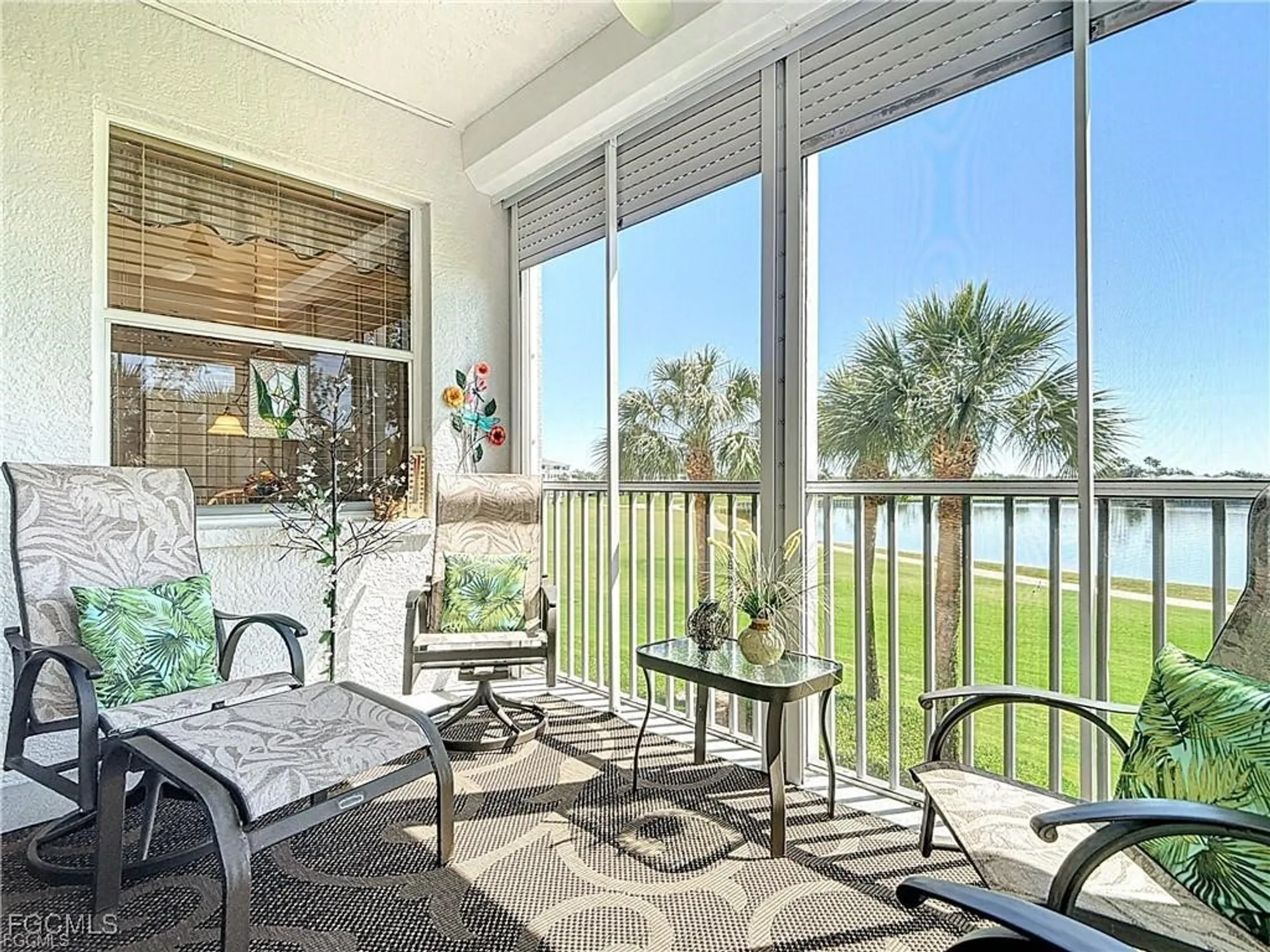 Property Slideshow image 1 of 25 | 8096 queen palm ln 227, Fort Myers, FL, 33966