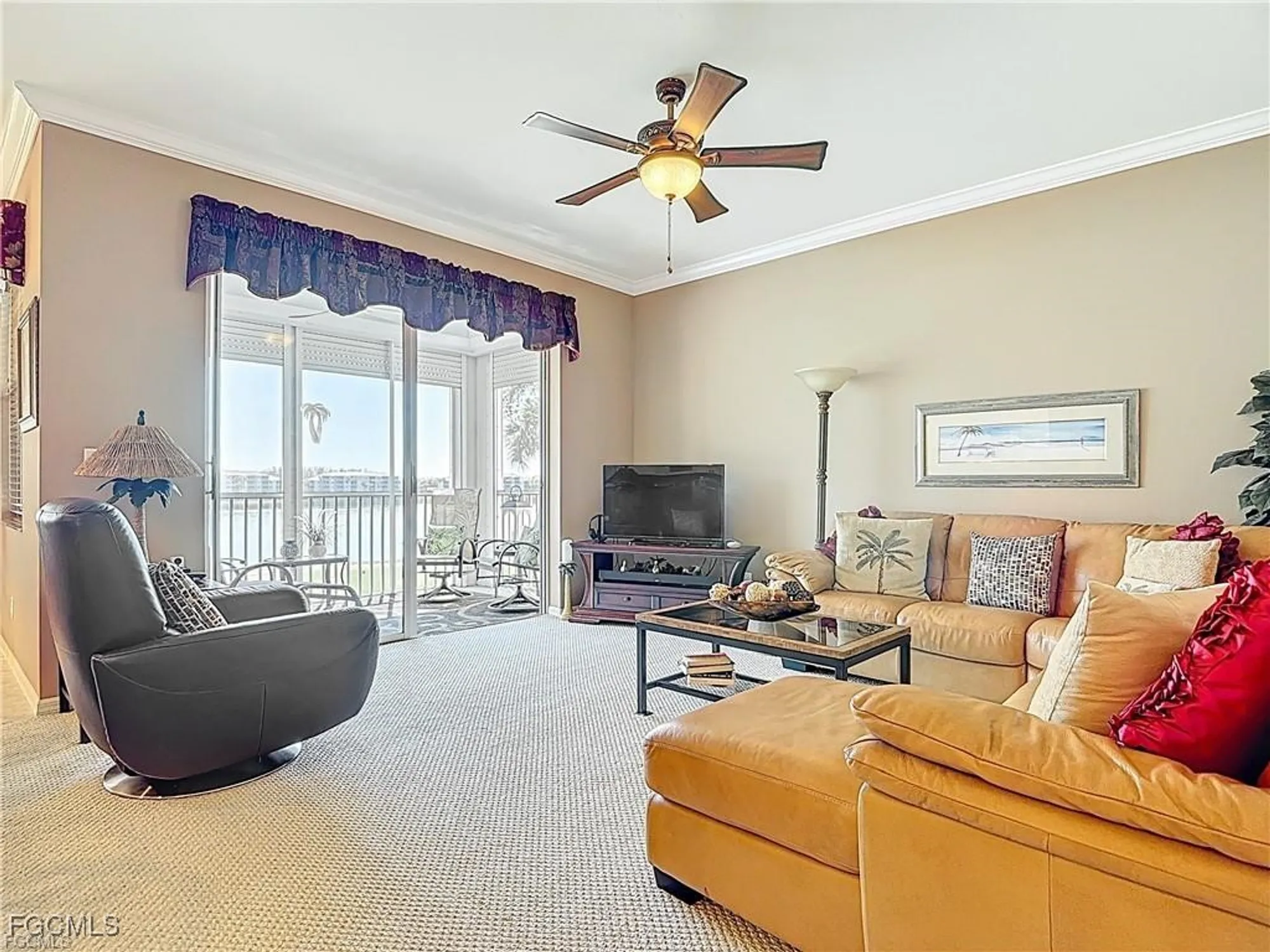 Property Slideshow image 12 of 25 | 8096 queen palm ln 227, Fort Myers, FL, 33966