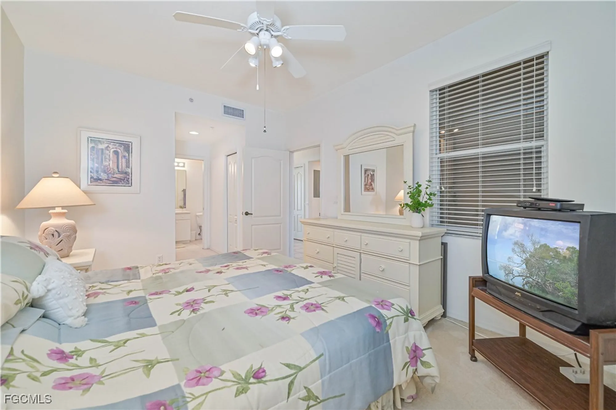 Property Slideshow image 18 of 47 | 14121 brant point cir 1202, Fort Myers, FL, 33919