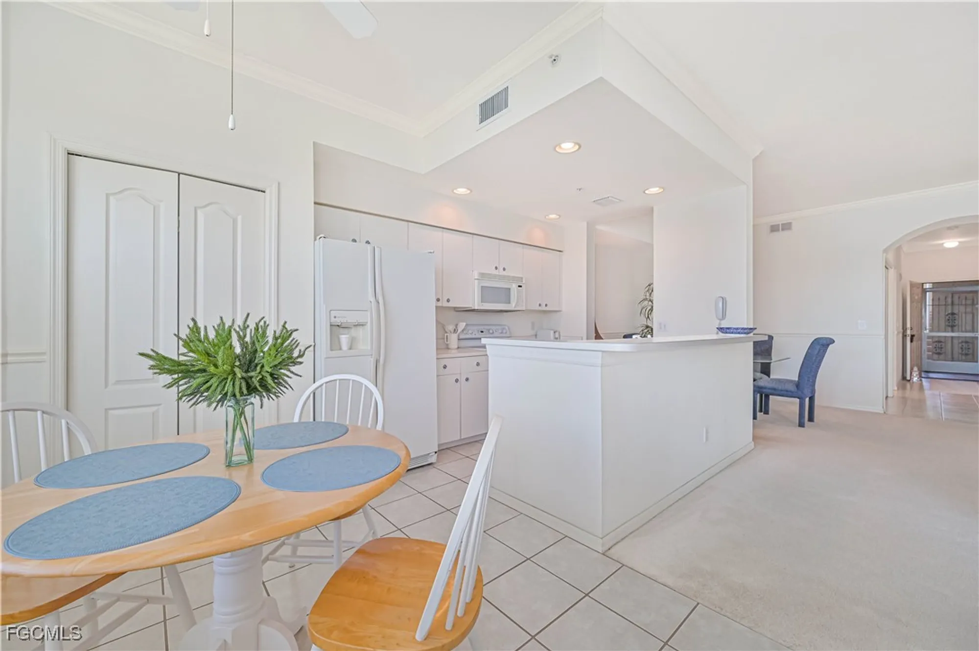 Property Slideshow image 12 of 47 | 14121 brant point cir 1202, Fort Myers, FL, 33919