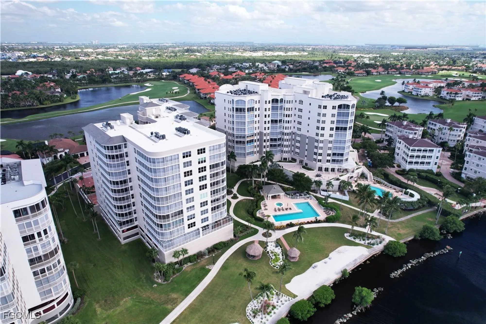 Property Slideshow image 10 of 29 | 14250 royal harbour ct unit 613, Fort Myers, FL, 33908