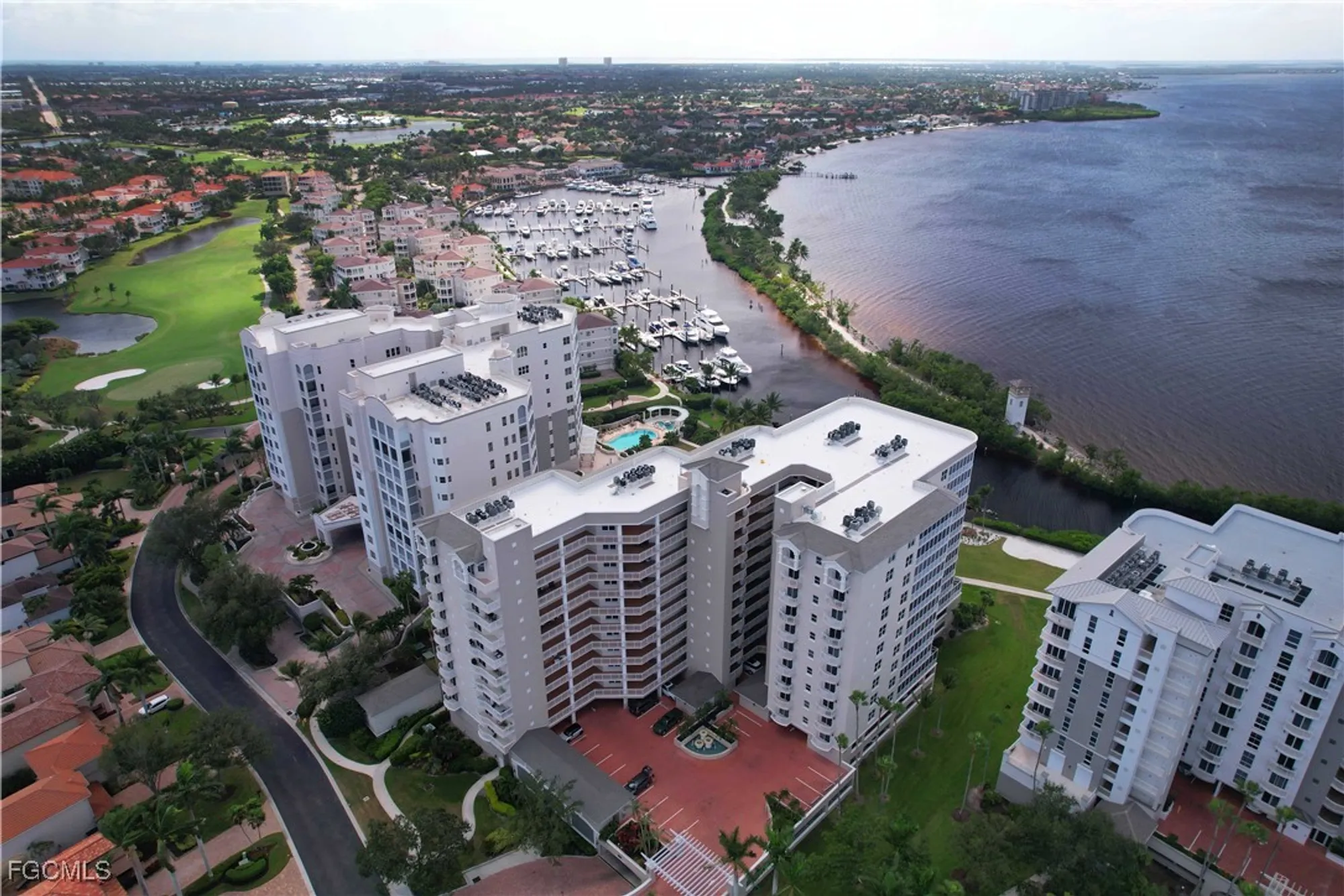 Property Slideshow image 11 of 29 | 14250 royal harbour ct unit 613, Fort Myers, FL, 33908