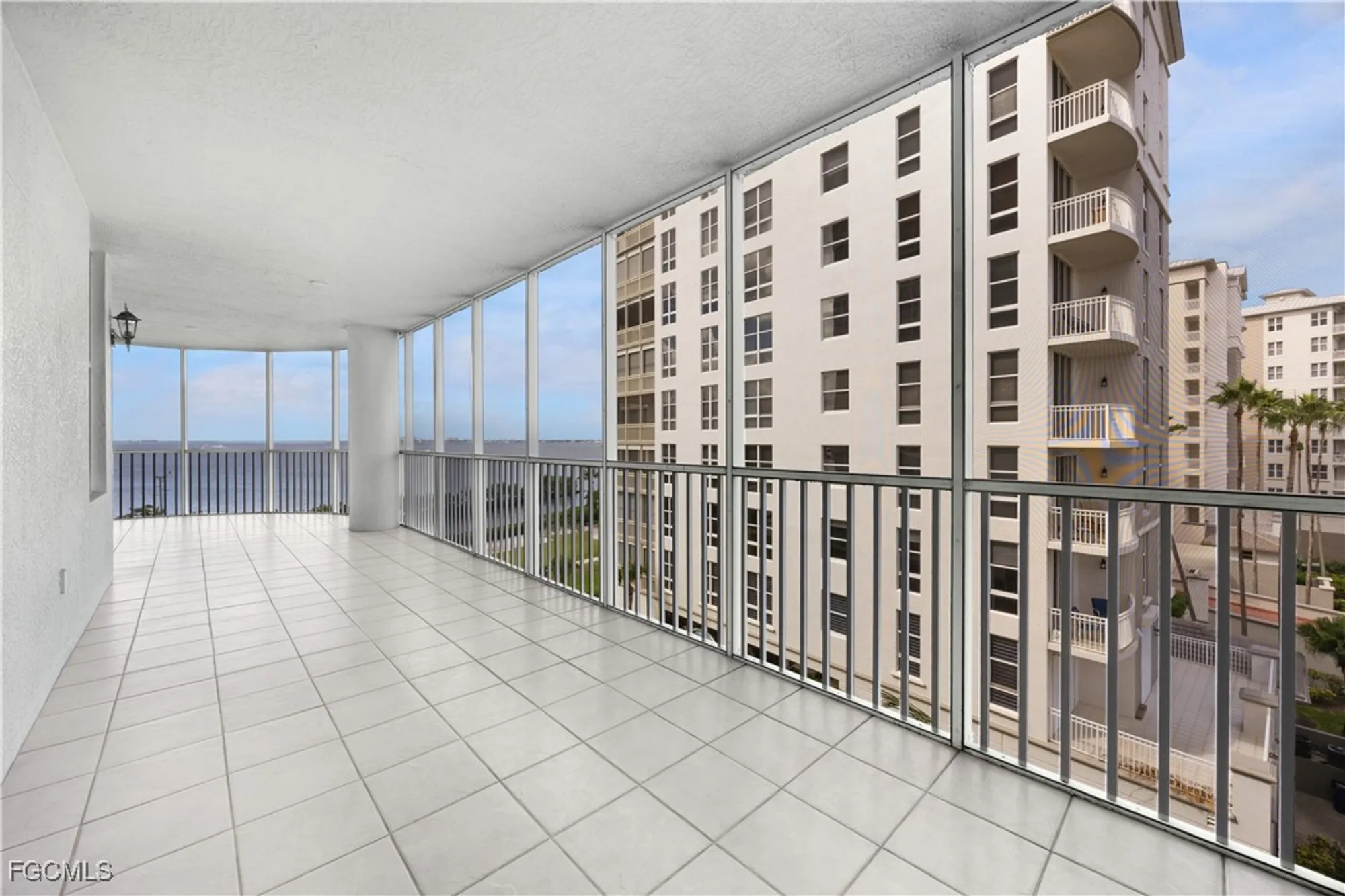 Property Slideshow image 24 of 29 | 14250 royal harbour ct unit 613, Fort Myers, FL, 33908