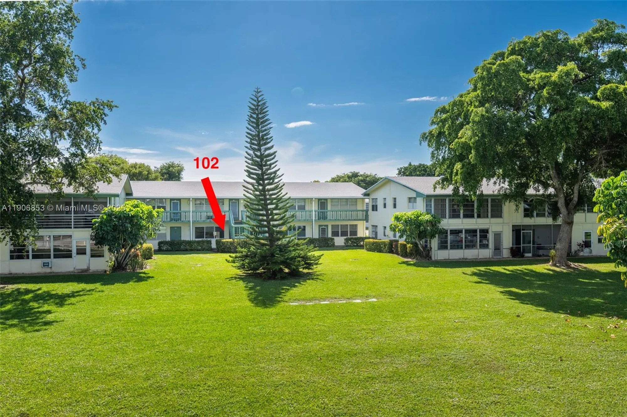 Property Slideshow image 17 of 22 | 102 upminster e unit e, Deerfield Beach, FL, 33442