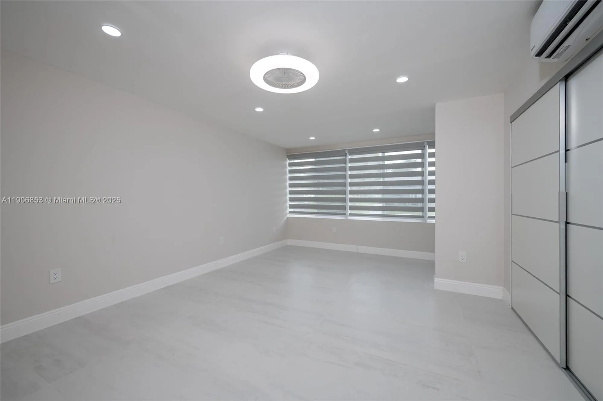 Property Slideshow image 12 of 22 | 102 upminster e unit e, Deerfield Beach, FL, 33442