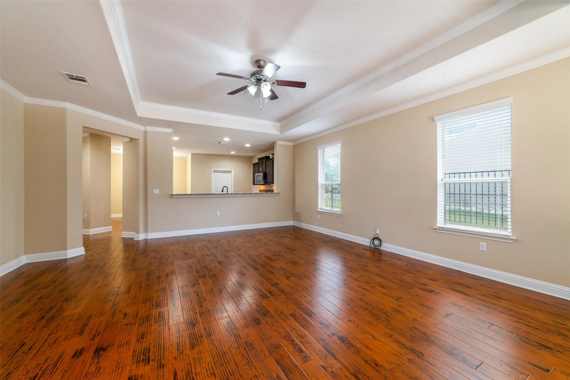 Property Slideshow image 5 of 29 | 902 dome peak ln, Georgetown, TX, 78633