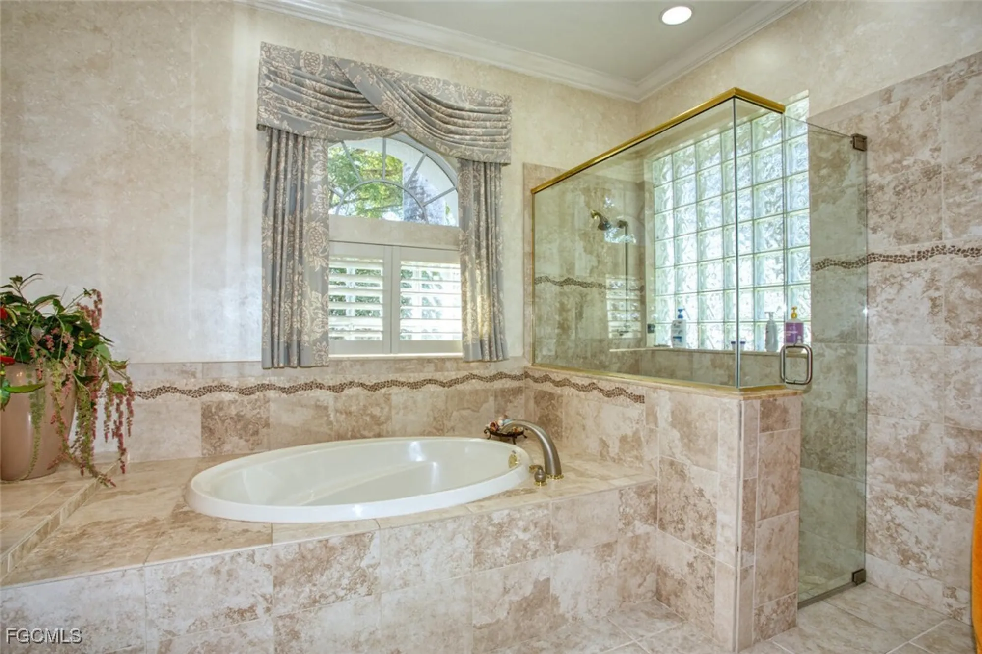 Property Slideshow image 13 of 50 | 11133 sierra palm ct, Fort Myers, FL, 33966
