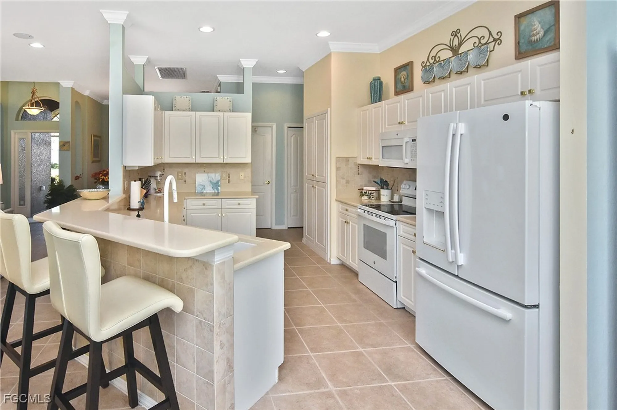 Property Slideshow image 15 of 49 | 11131 wine palm rd, Fort Myers, FL, 33966