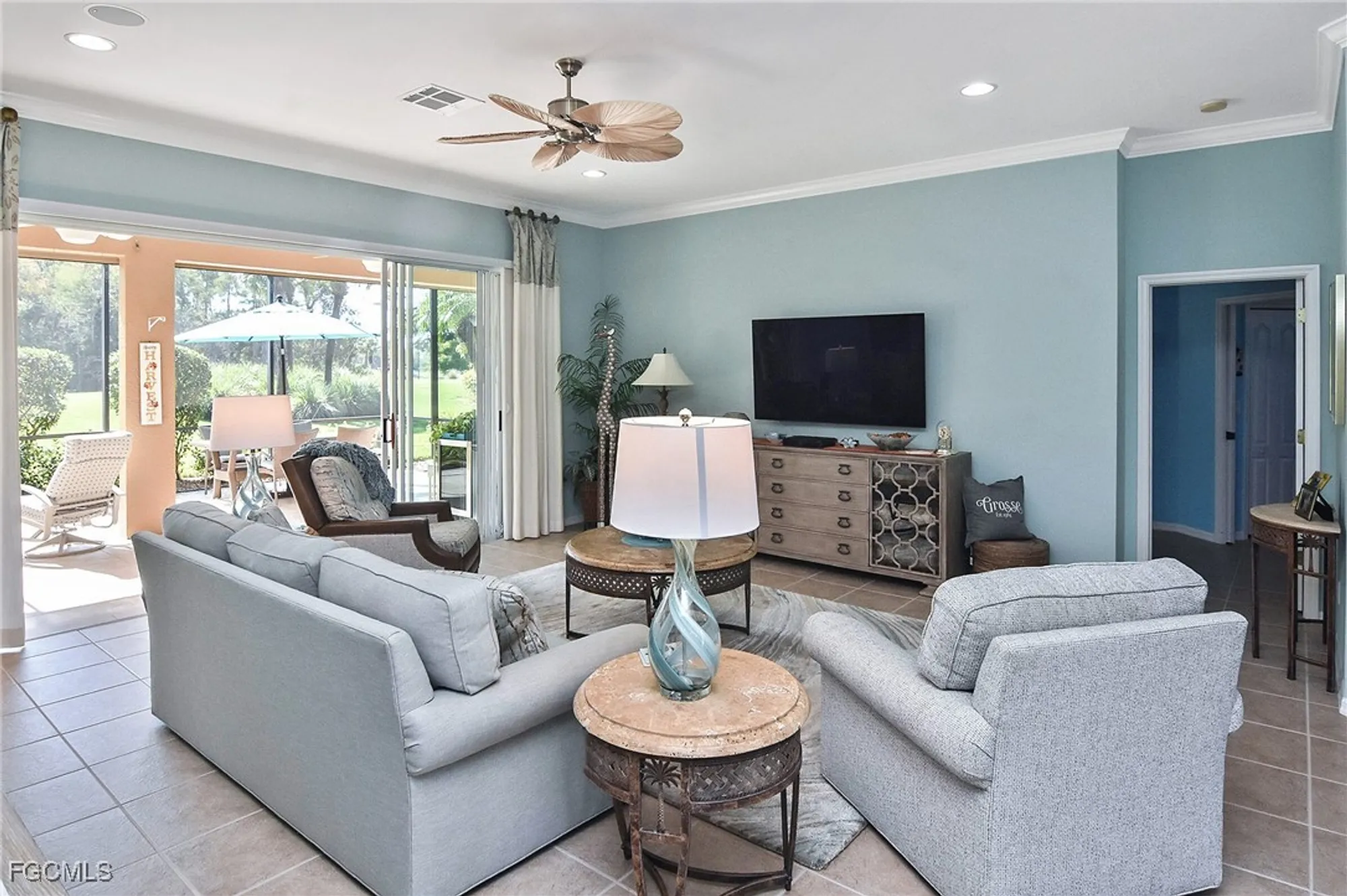 Property Slideshow image 11 of 49 | 11131 wine palm rd, Fort Myers, FL, 33966