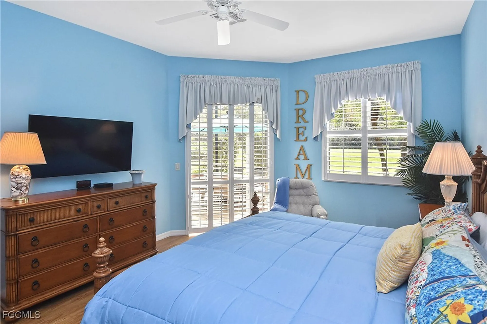 Property Slideshow image 28 of 49 | 11131 wine palm rd, Fort Myers, FL, 33966