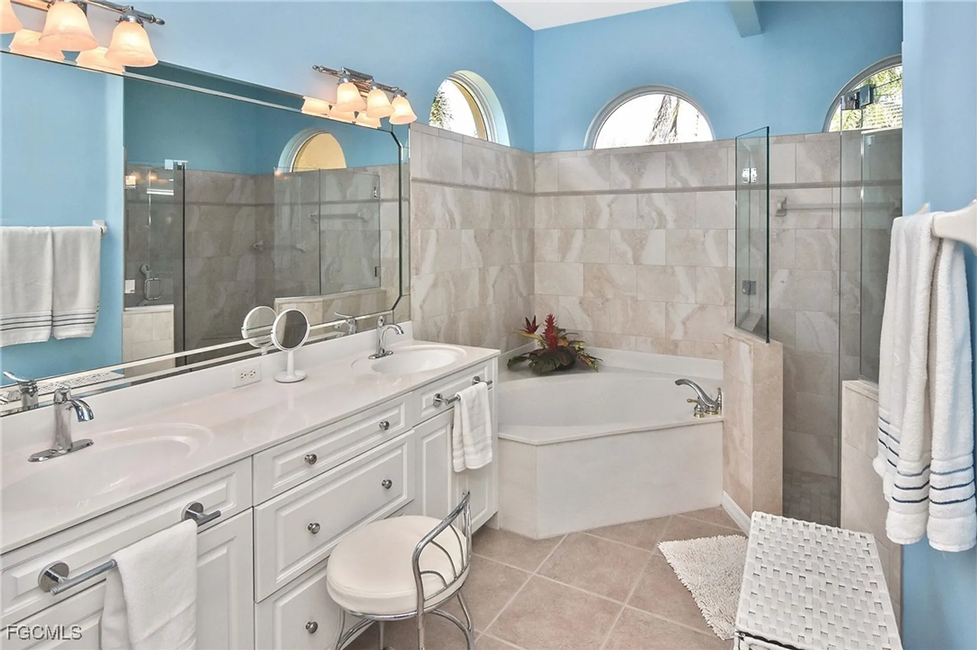 Property Slideshow image 31 of 49 | 11131 wine palm rd, Fort Myers, FL, 33966