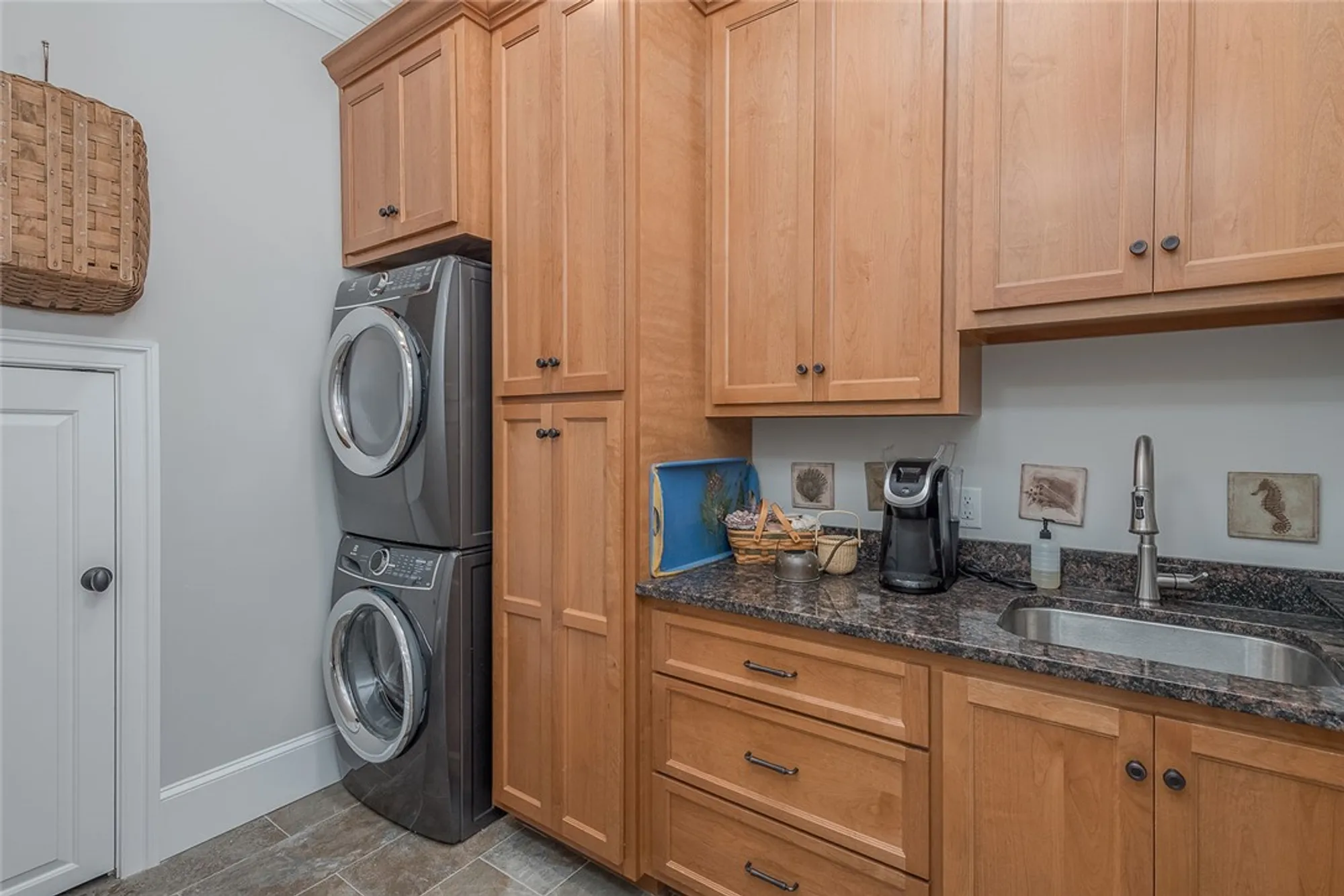 Property Slideshow image 18 of 50 | 3455 westport, Williamsburg, VA, 23188