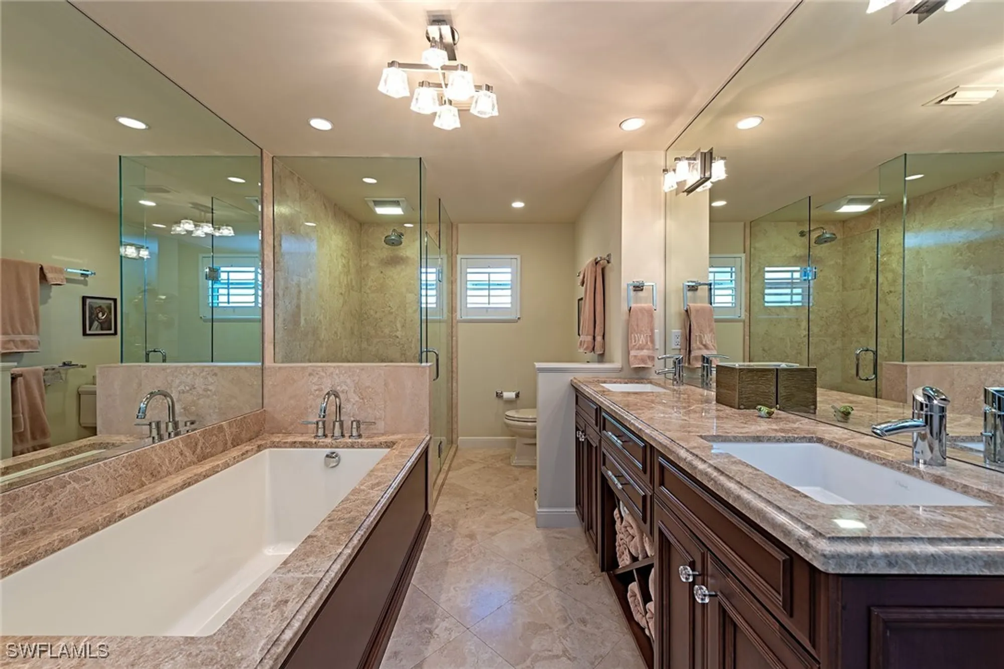 Property Slideshow image 11 of 18 | 3401 gulf shore blvd 203, Naples, FL, 34103