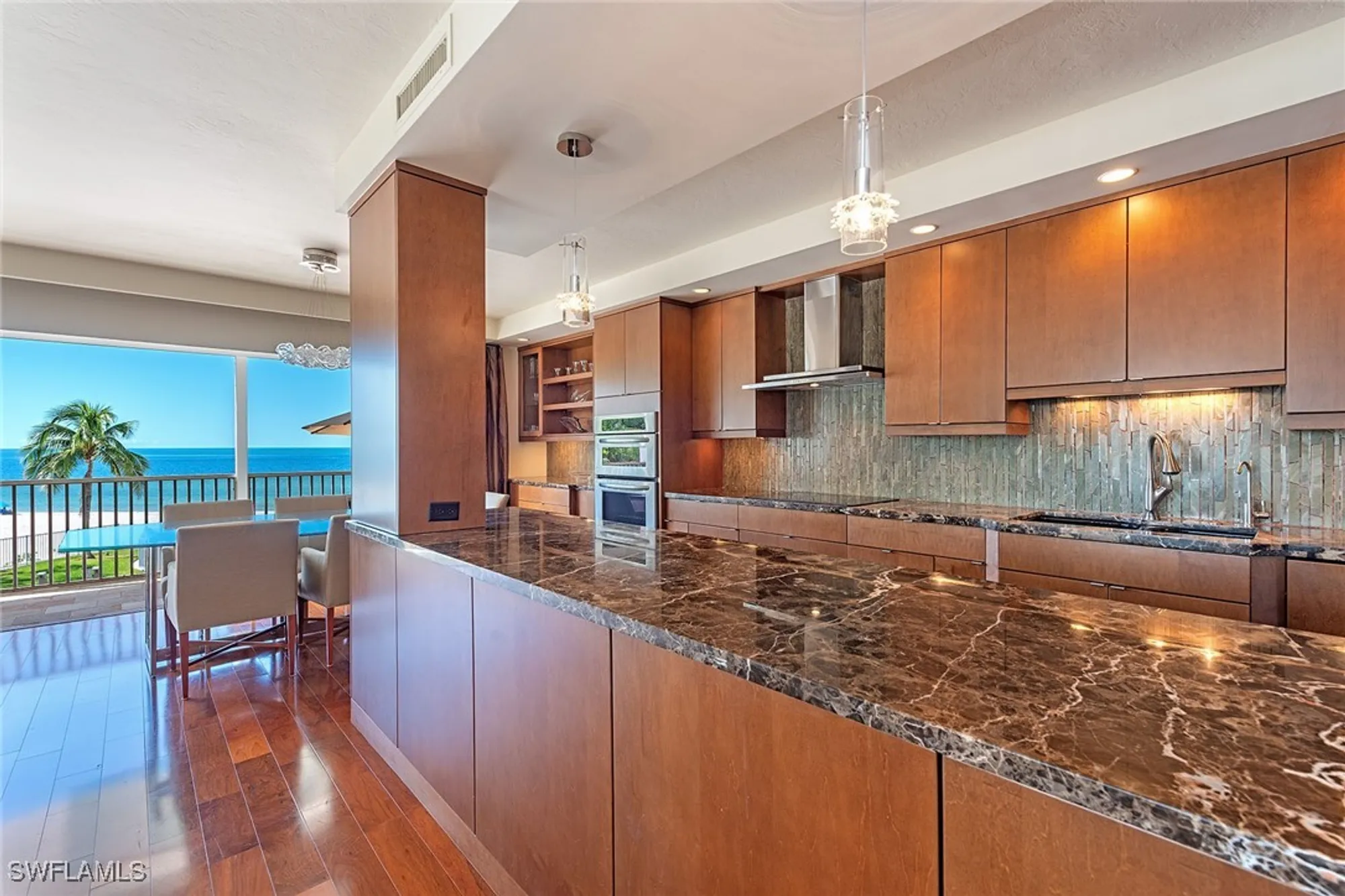 Property Slideshow image 8 of 18 | 3401 gulf shore blvd 203, Naples, FL, 34103