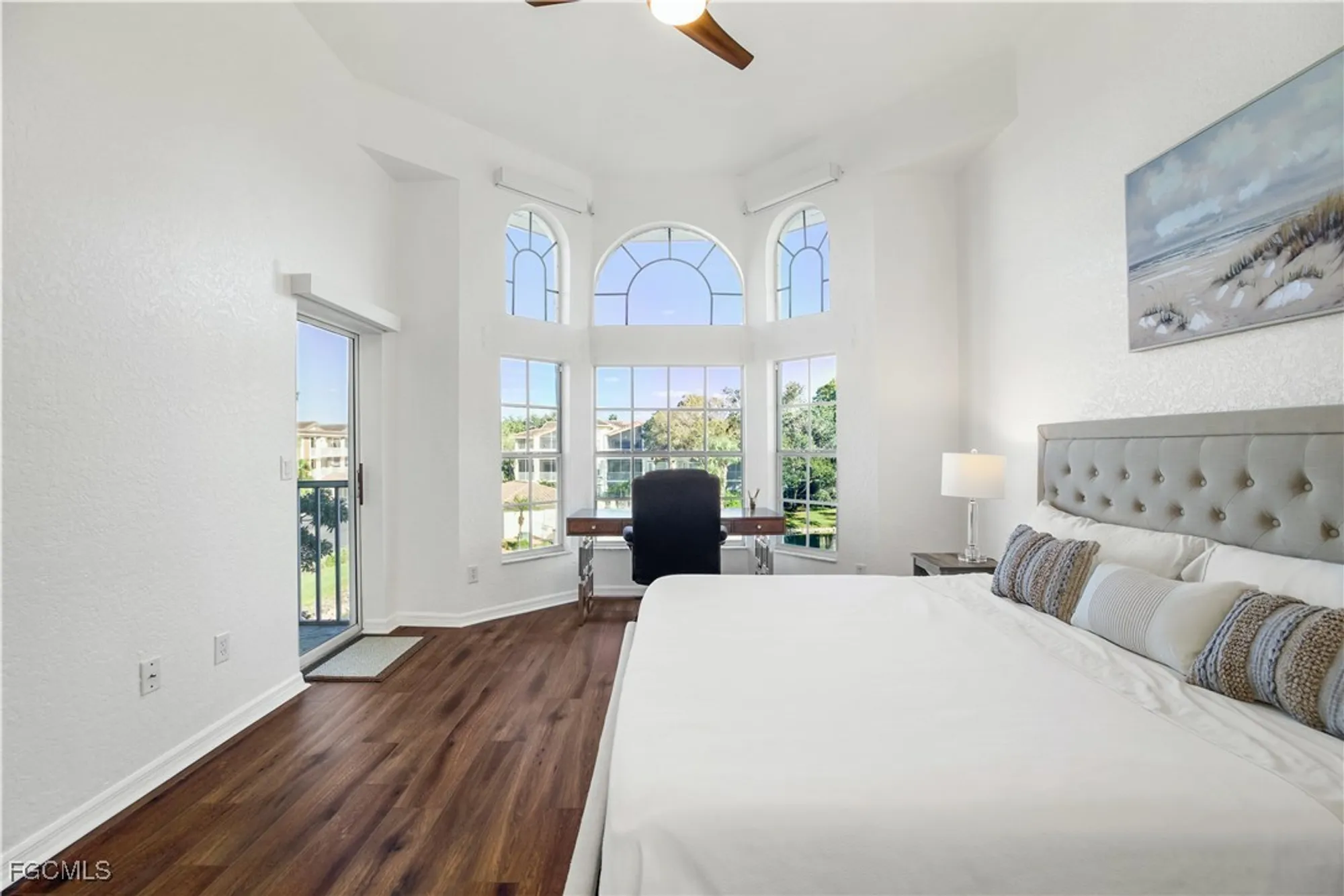 Property Slideshow image 18 of 42 | 6030 chardonnay ln apt 302, Naples, FL, 34119