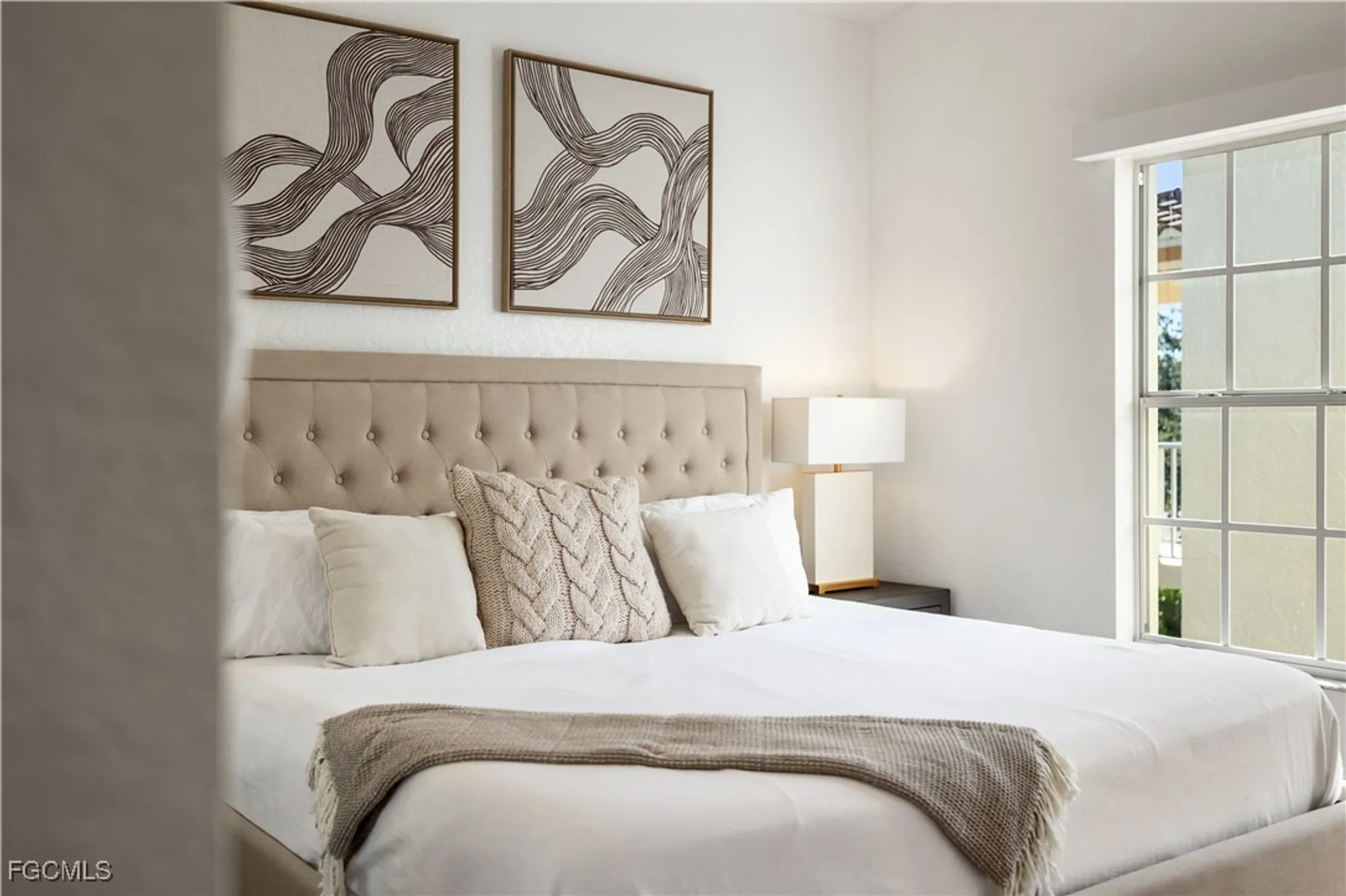 Property Slideshow image 24 of 42 | 6030 chardonnay ln apt 302, Naples, FL, 34119