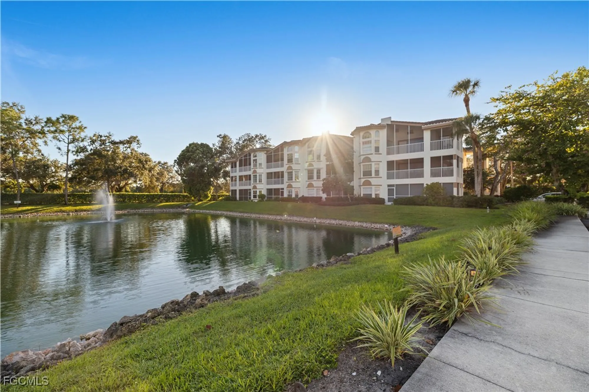 Property Slideshow image 36 of 42 | 6030 chardonnay ln apt 302, Naples, FL, 34119