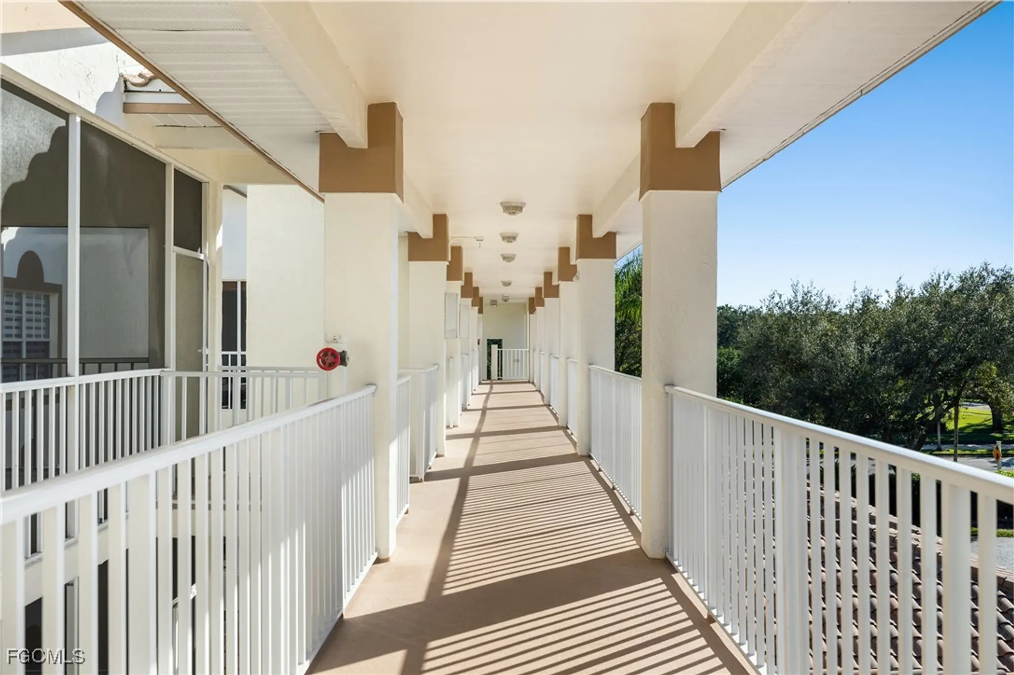 Property Slideshow image 33 of 42 | 6030 chardonnay ln apt 302, Naples, FL, 34119