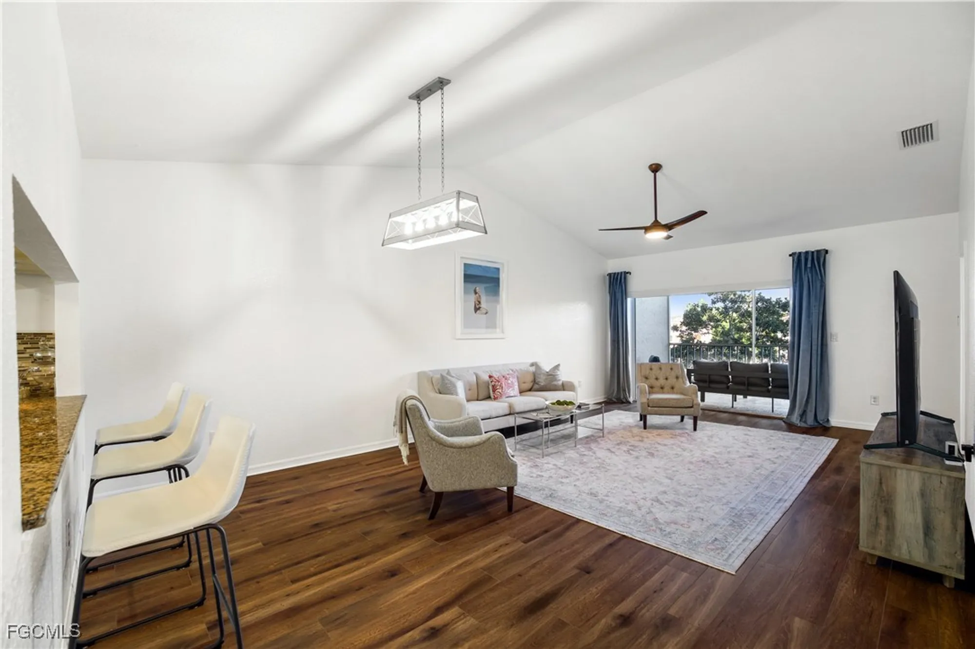 Property Slideshow image 6 of 42 | 6030 chardonnay ln apt 302, Naples, FL, 34119