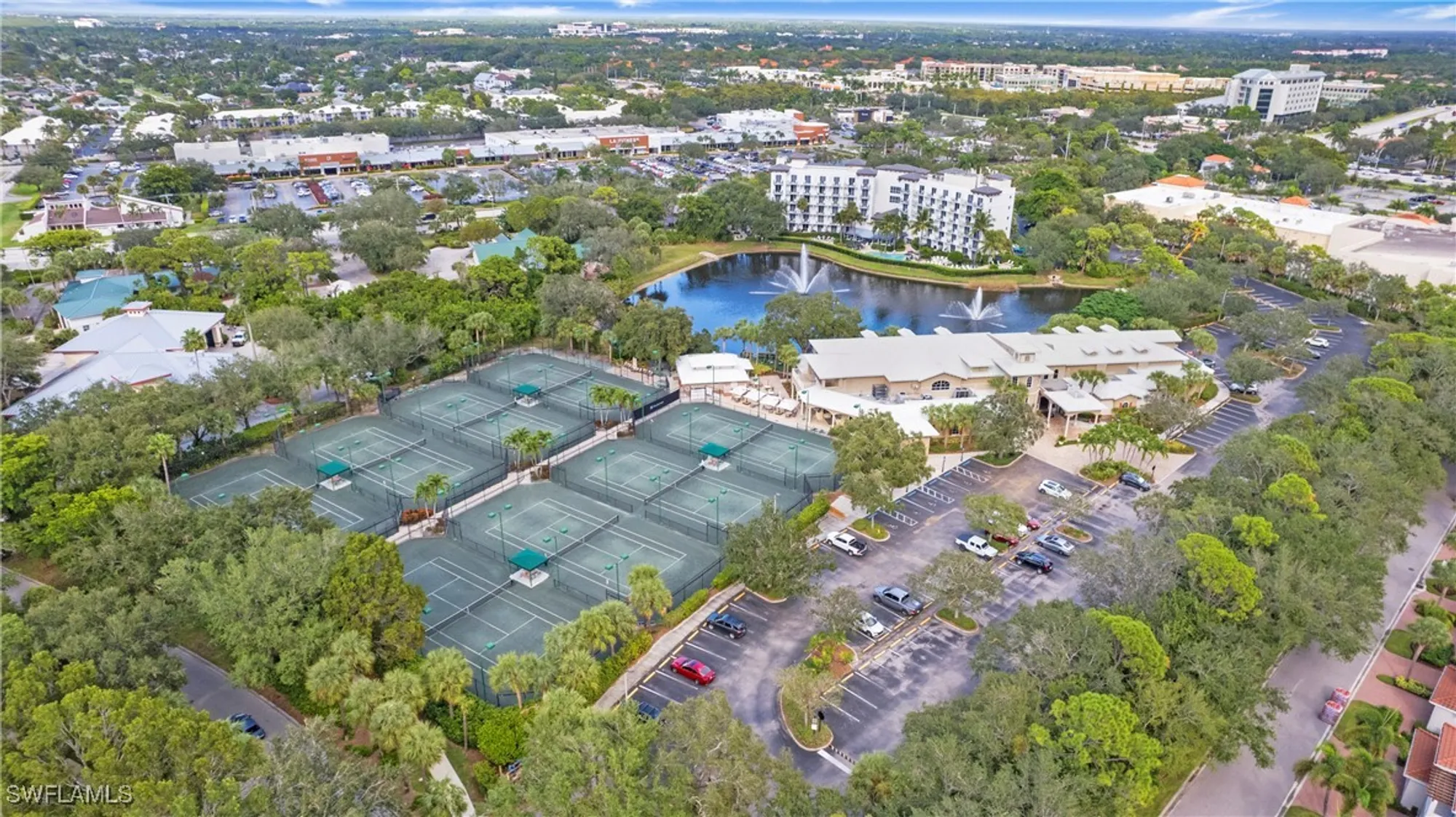 Property Slideshow image 35 of 40 | 8487 abbington cir # 1121, Naples, FL, 34108