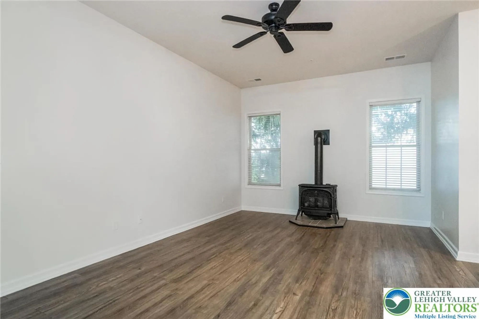 Property Slideshow image 11 of 54 | 5515 bayberry ln, Whitehall, PA, 18052