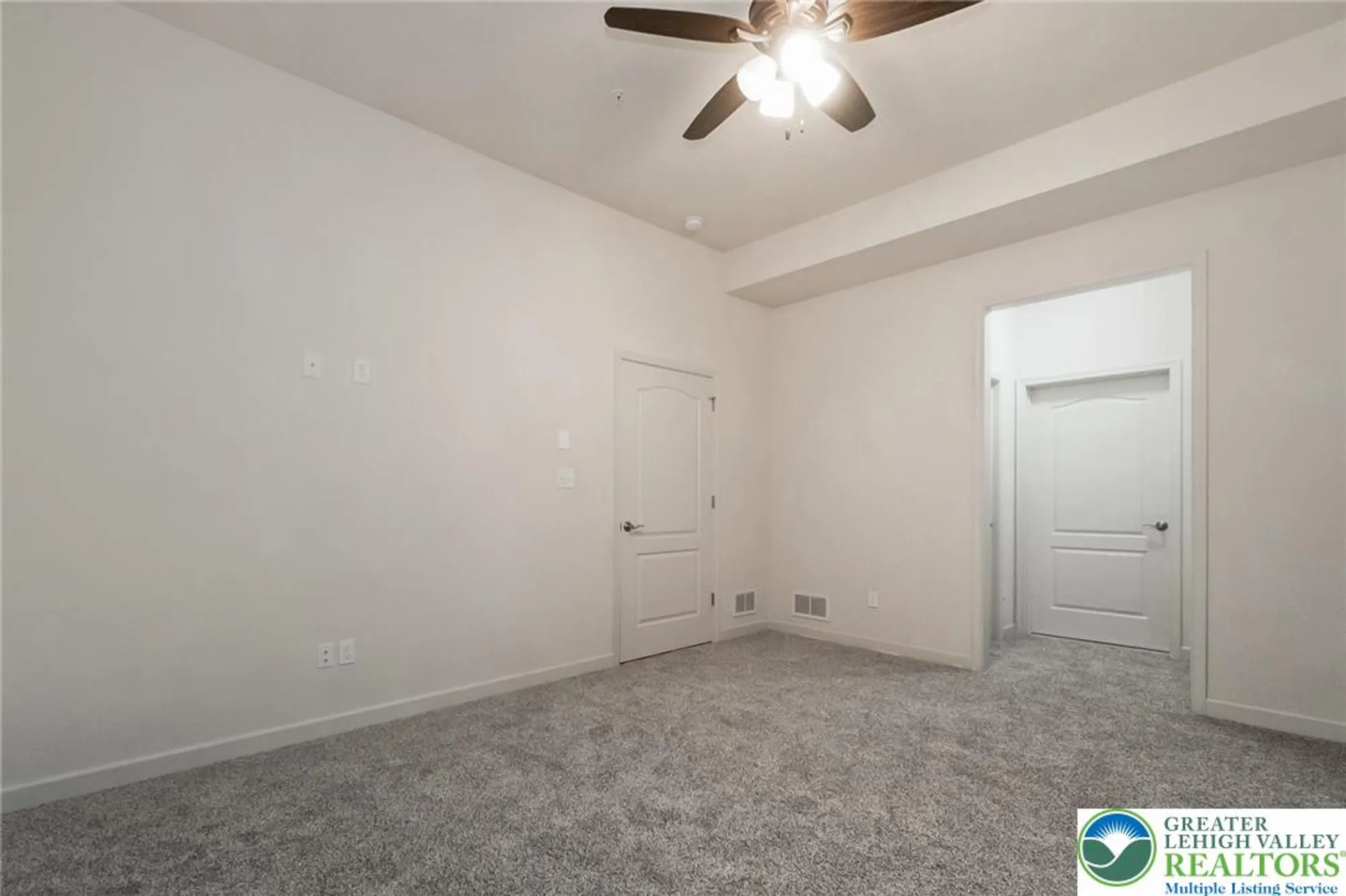 Property Slideshow image 26 of 54 | 5515 bayberry ln, Whitehall, PA, 18052