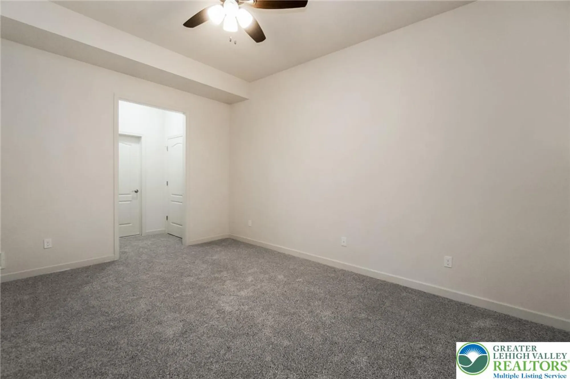 Property Slideshow image 27 of 54 | 5515 bayberry ln, Whitehall, PA, 18052