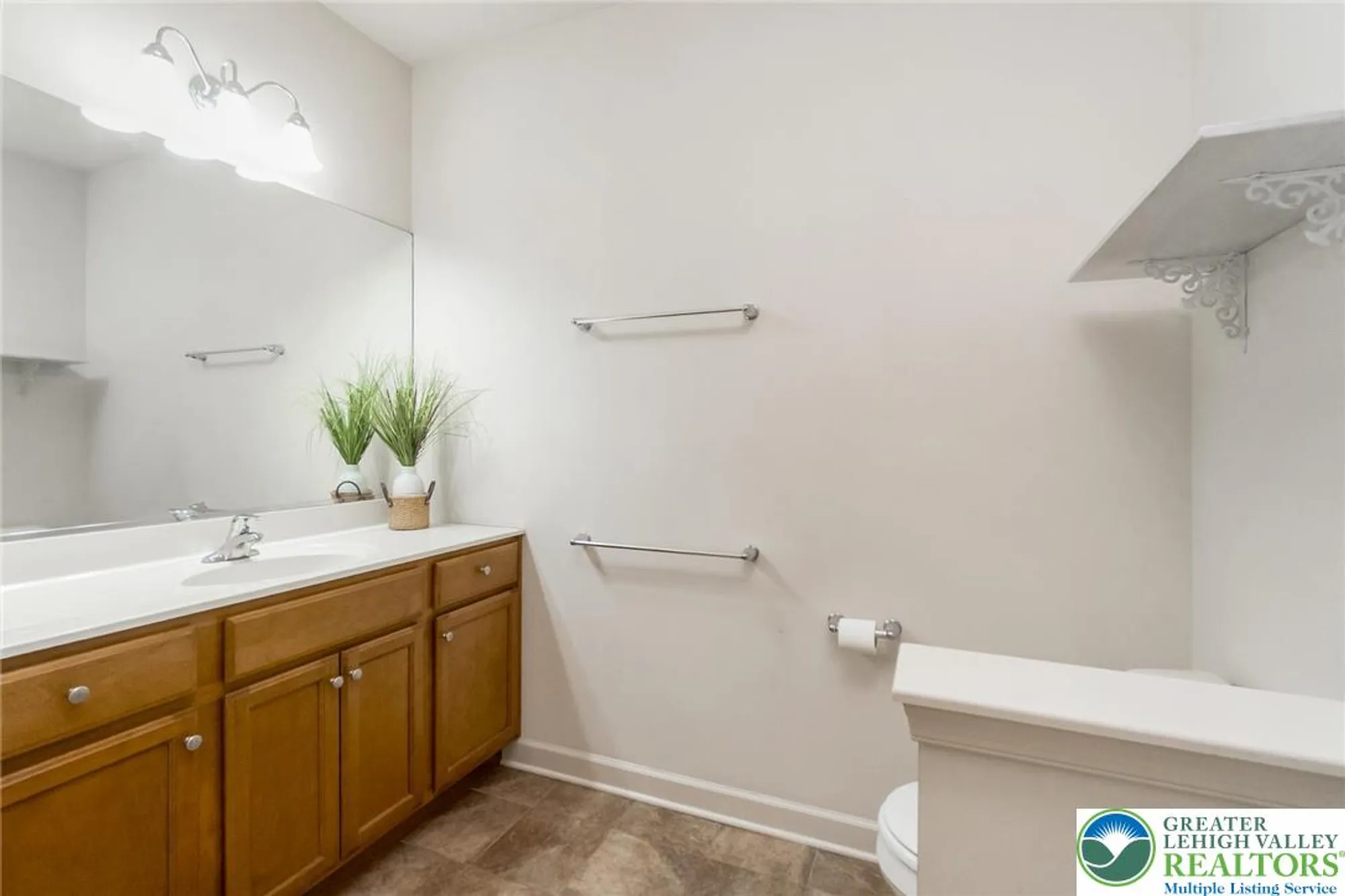 Property Slideshow image 29 of 54 | 5515 bayberry ln, Whitehall, PA, 18052