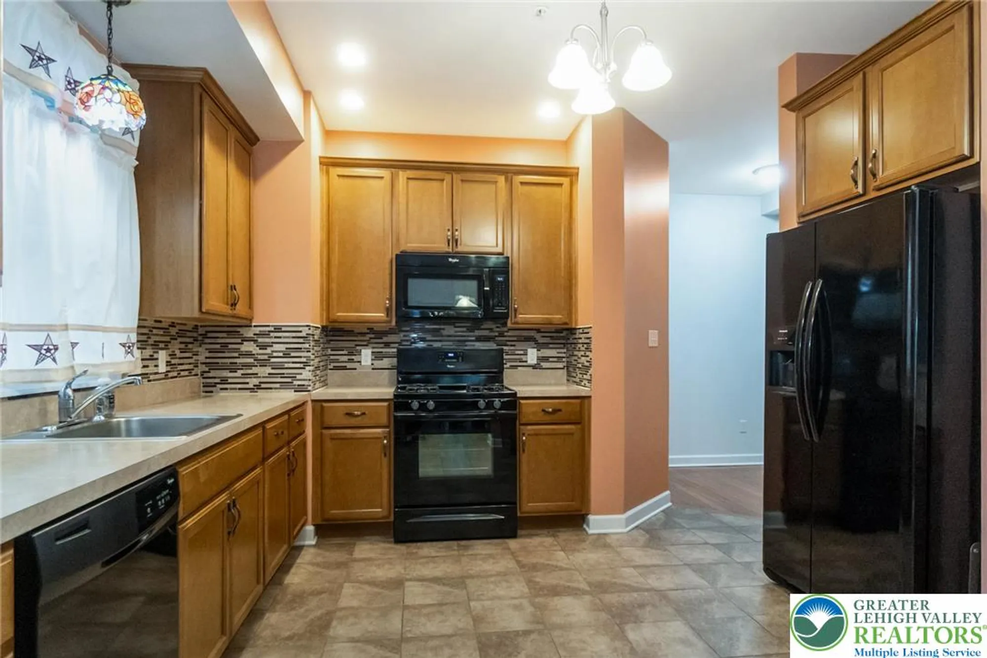 Property Slideshow image 20 of 54 | 5515 bayberry ln, Whitehall, PA, 18052