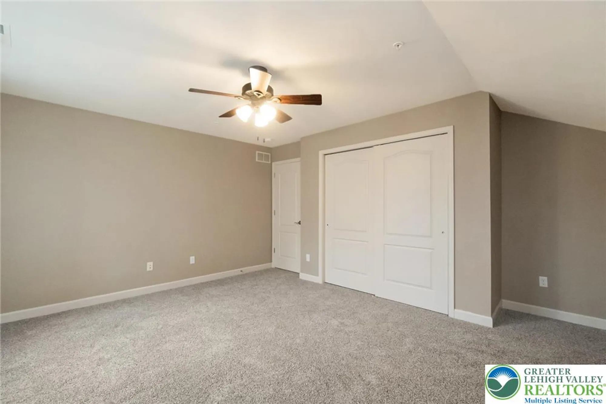 Property Slideshow image 44 of 54 | 5515 bayberry ln, Whitehall, PA, 18052