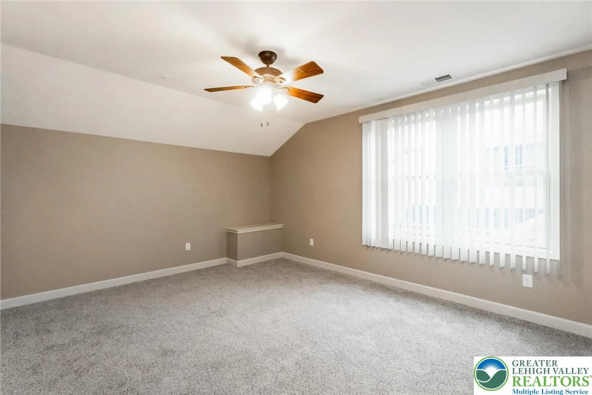 Property Slideshow image 42 of 54 | 5515 bayberry ln, Whitehall, PA, 18052