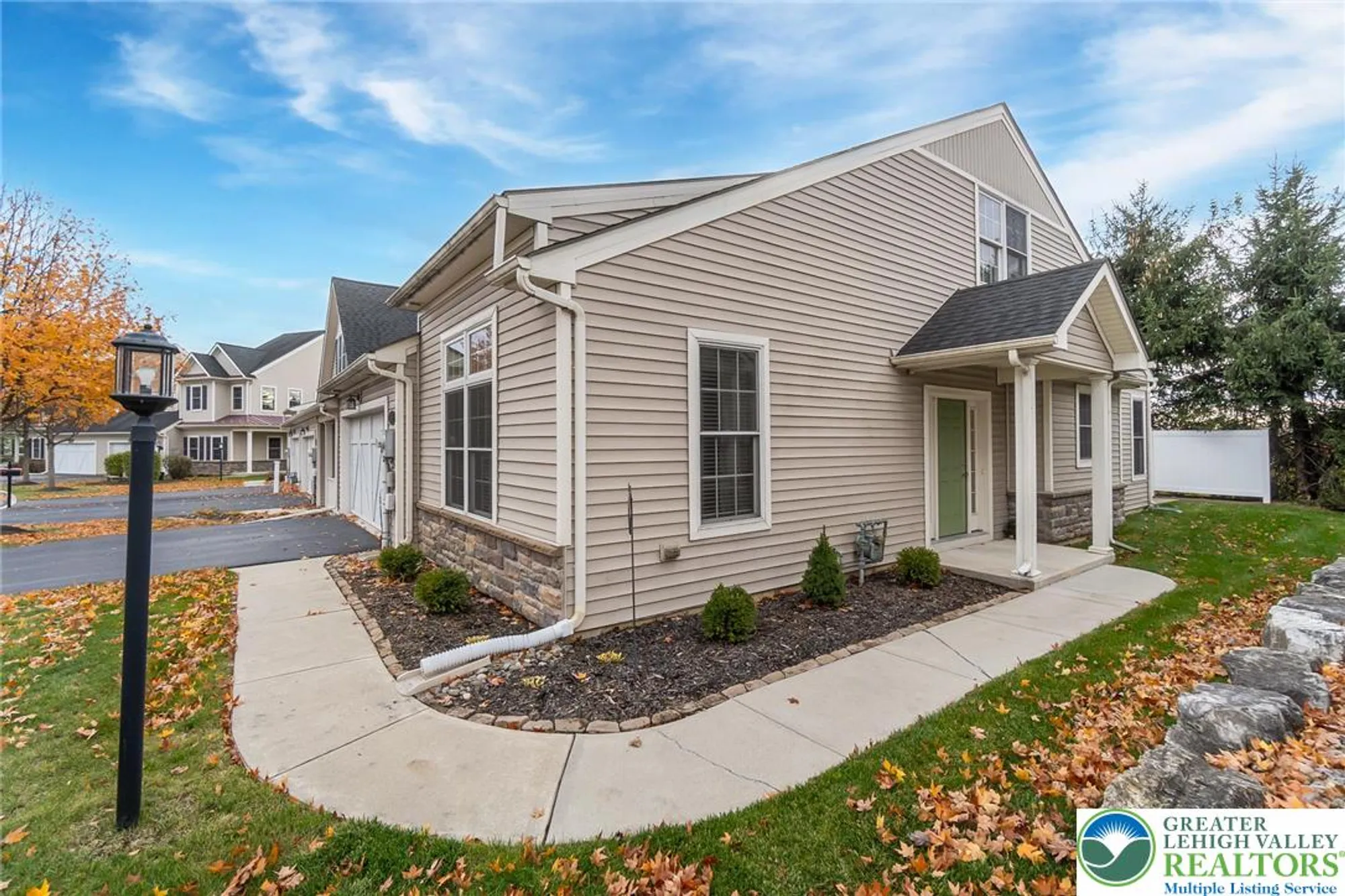Property Slideshow image 6 of 54 | 5515 bayberry ln, Whitehall, PA, 18052