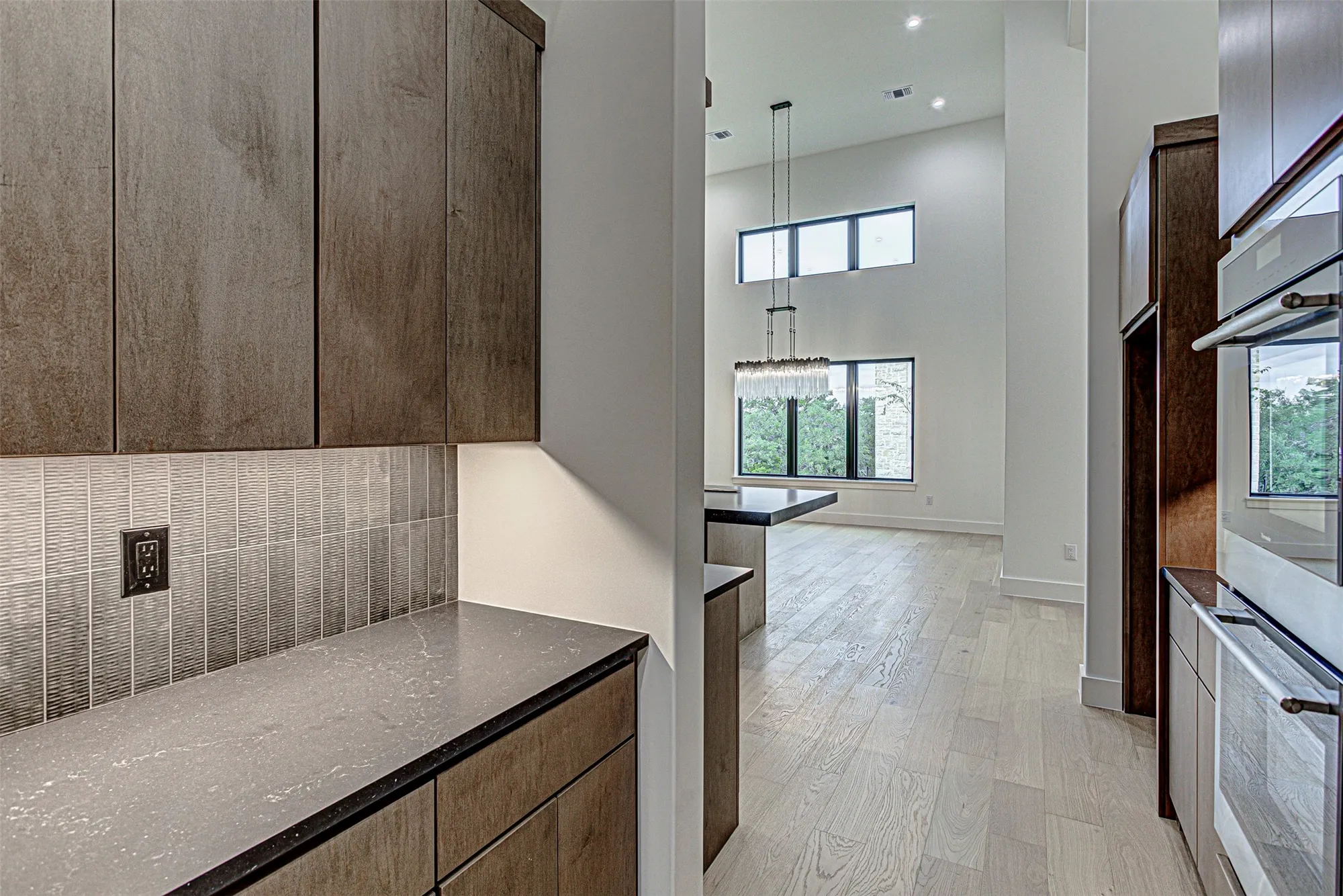 Property Slideshow image 14 of 37 | 101 manciano dr, Horseshoe Bay, TX, 78657