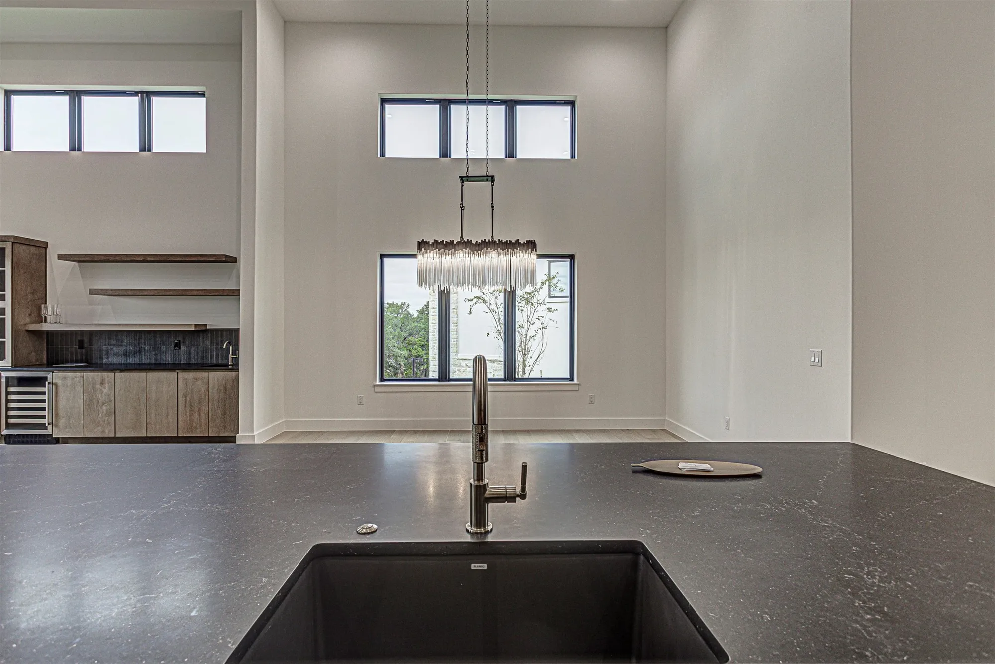 Property Slideshow image 13 of 37 | 101 manciano dr, Horseshoe Bay, TX, 78657