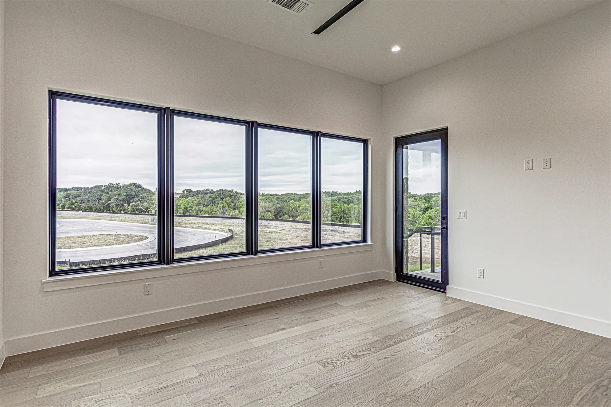 Property Slideshow image 25 of 37 | 101 manciano dr, Horseshoe Bay, TX, 78657