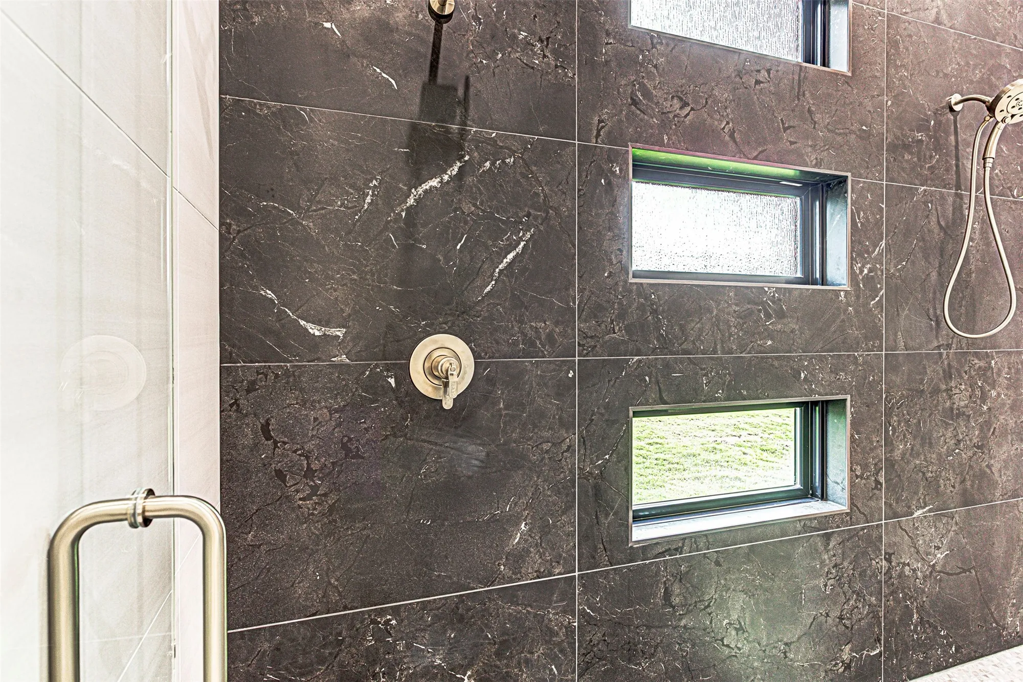 Property Slideshow image 28 of 37 | 101 manciano dr, Horseshoe Bay, TX, 78657