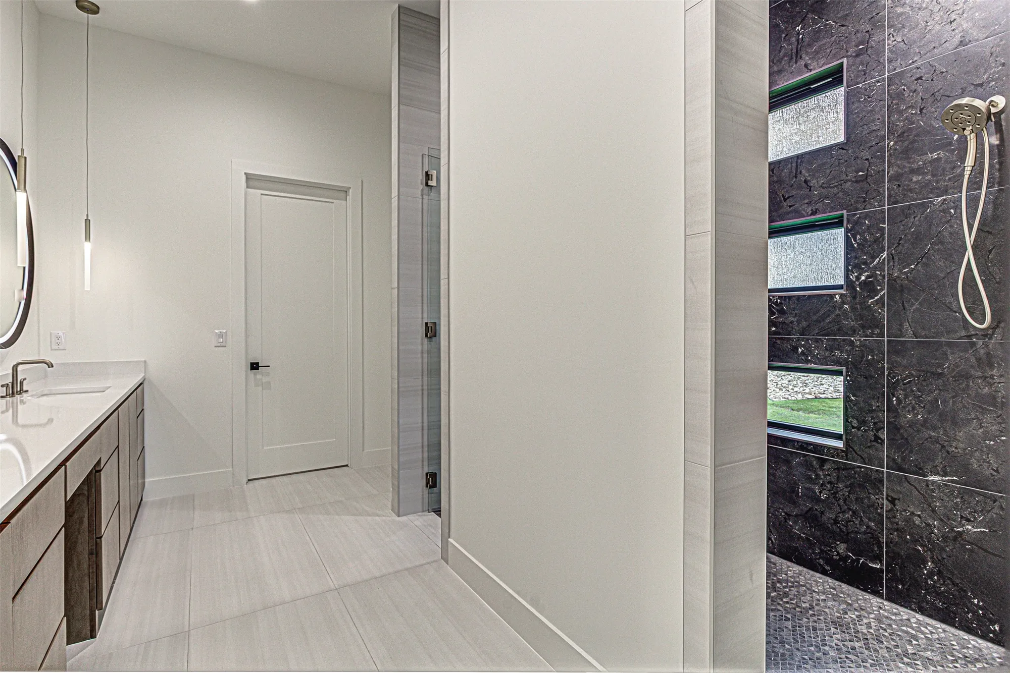 Property Slideshow image 30 of 37 | 101 manciano dr, Horseshoe Bay, TX, 78657