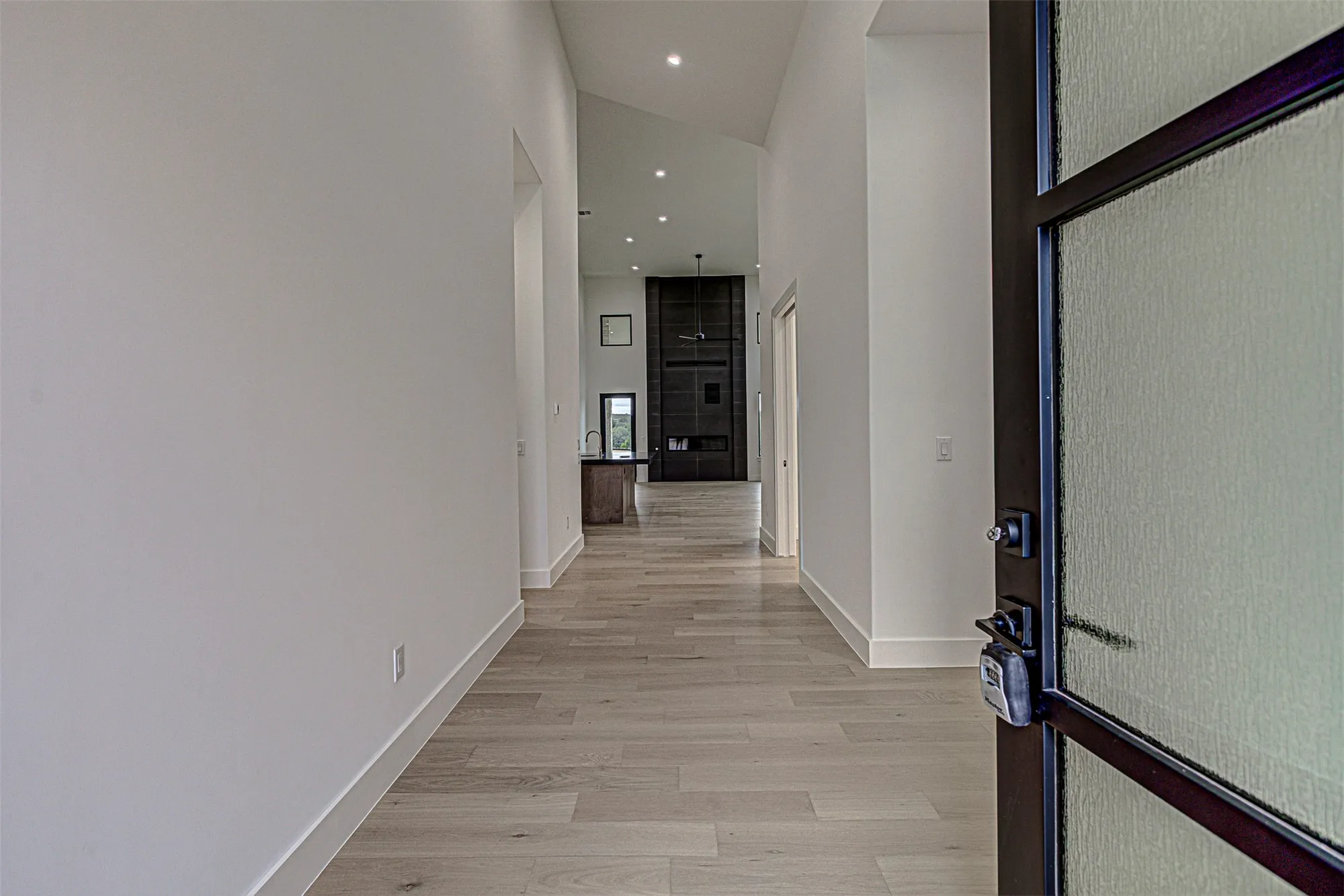 Property Slideshow image 4 of 37 | 101 manciano dr, Horseshoe Bay, TX, 78657